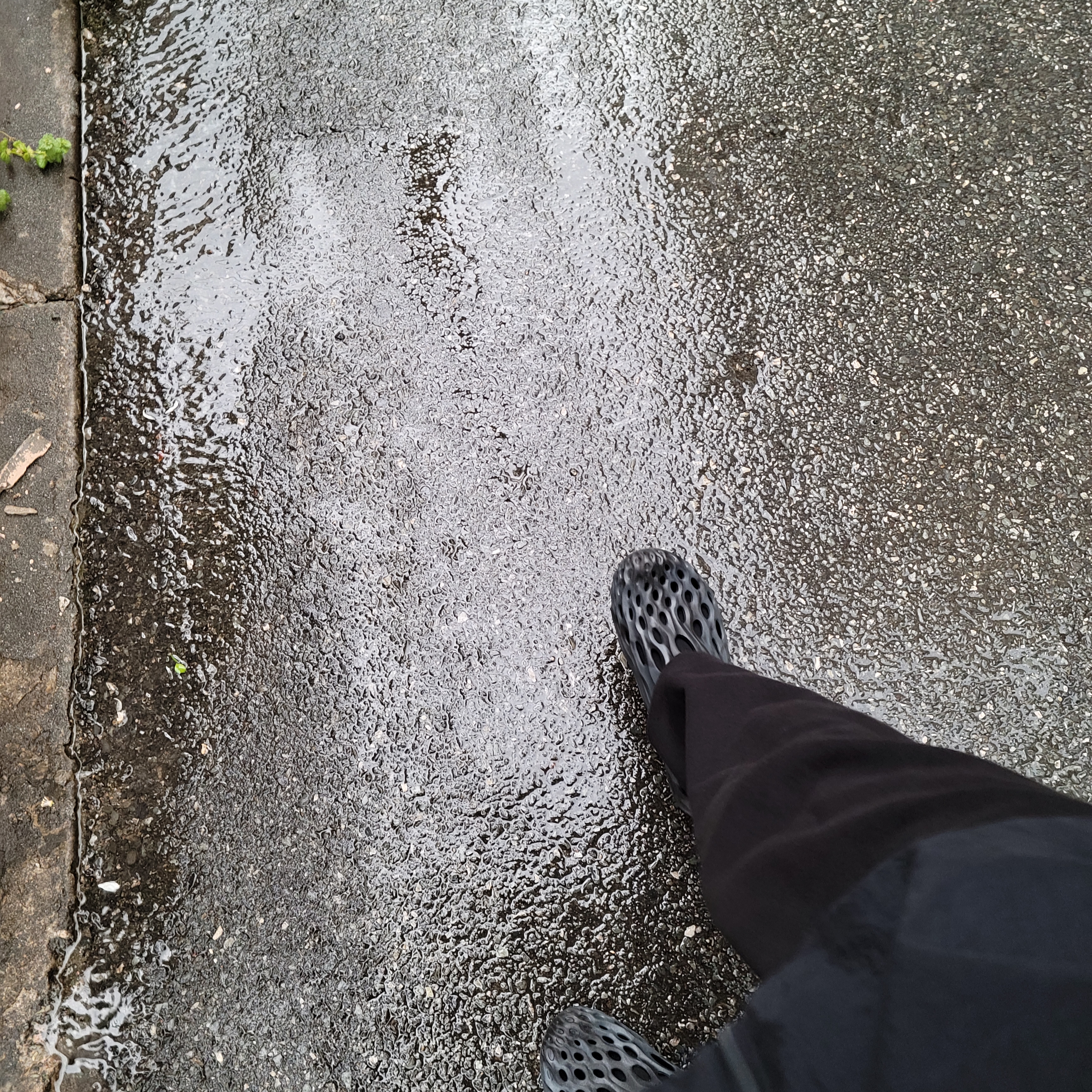 Merrell Hydro Moc Black 착용 스타일 - 3