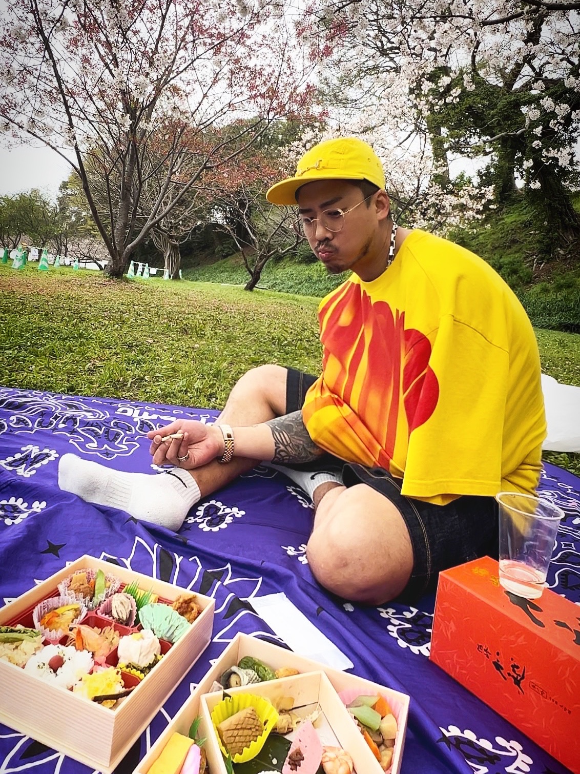 Supreme ENO Islander Nylon Blanket Purple - 22SS, Louis Vuitton Monogram Chain Necklace Silver 착용 스타일 - 4
