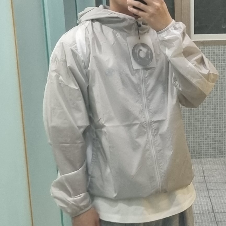 산산기어 패널드 자켓 그레이 - 23SS 착용 스타일