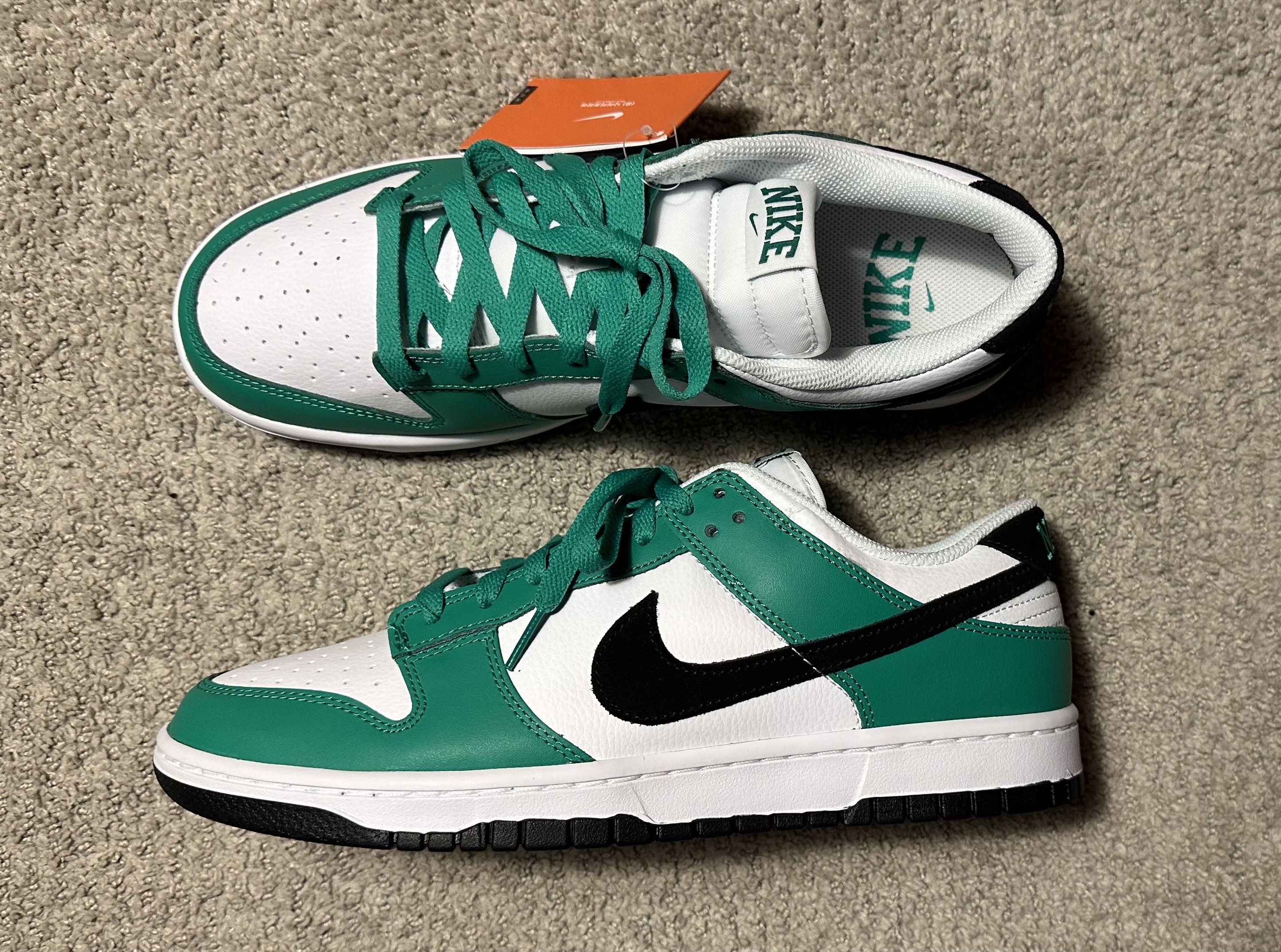 Nike Dunk Low White Green 착용 스타일 - 2