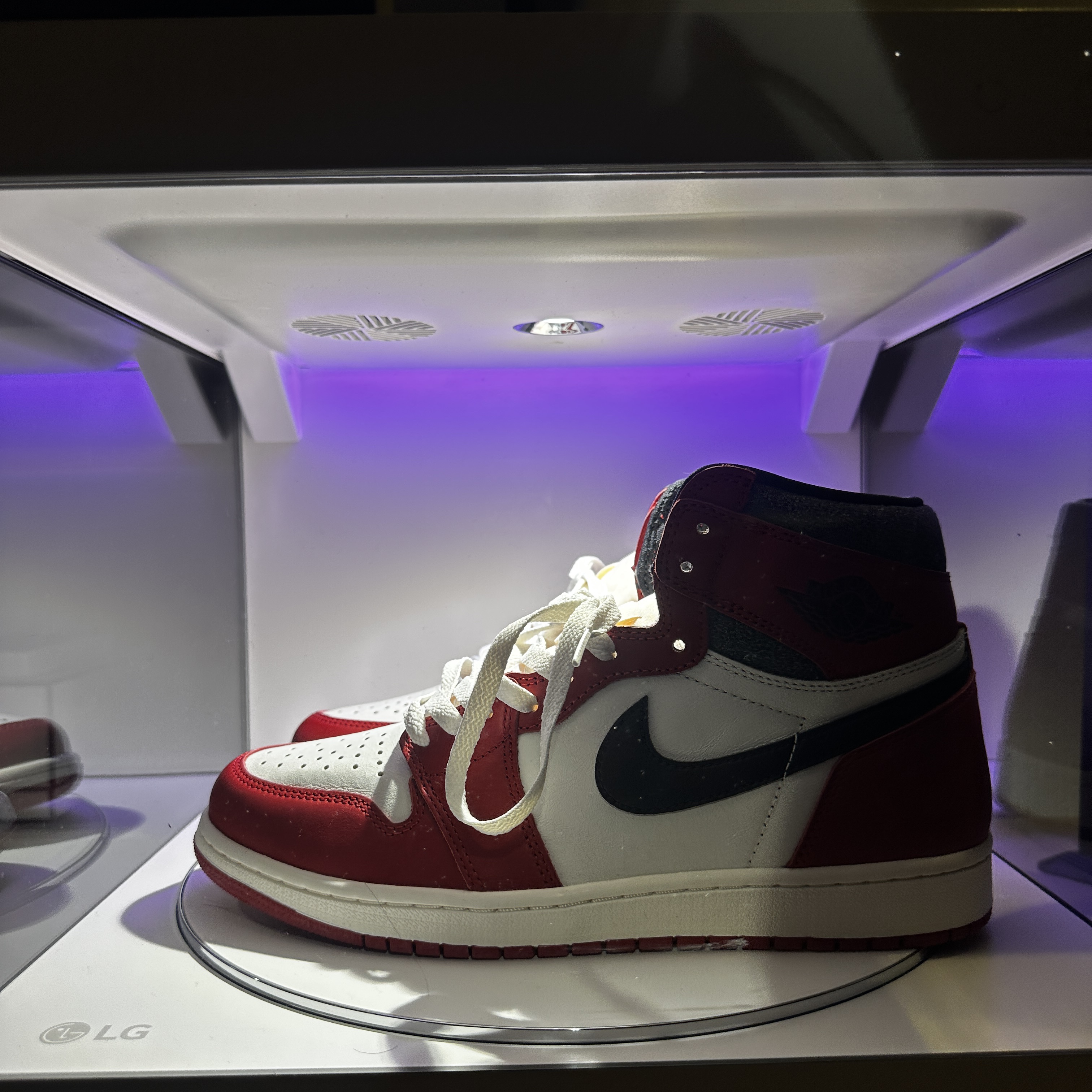 Jordan 1 Retro High OG Chicago 2022 착용 스타일 - 2