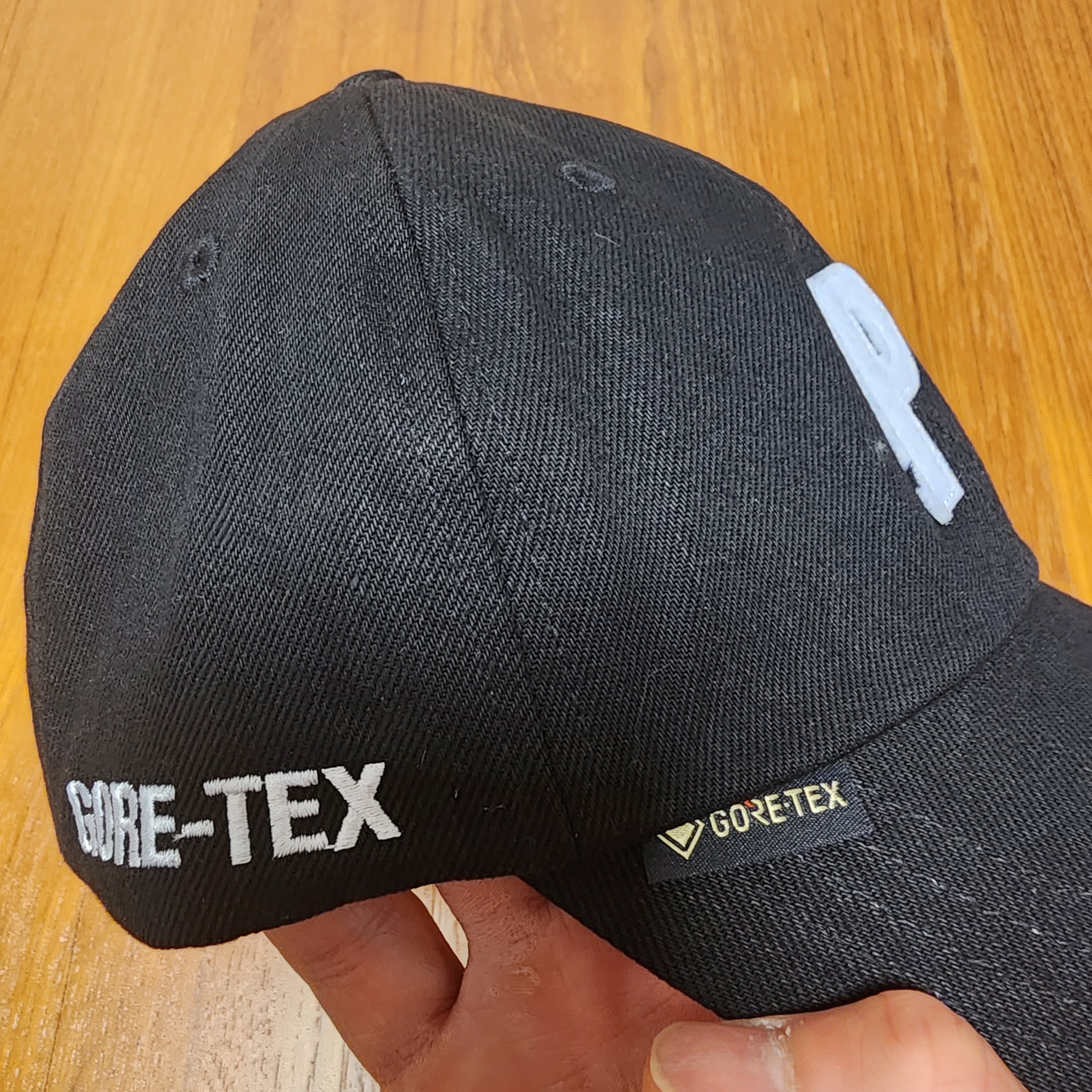 Palace Gore-Tex P 6-Panel Black Denim - 23SS 착용 스타일 - 3