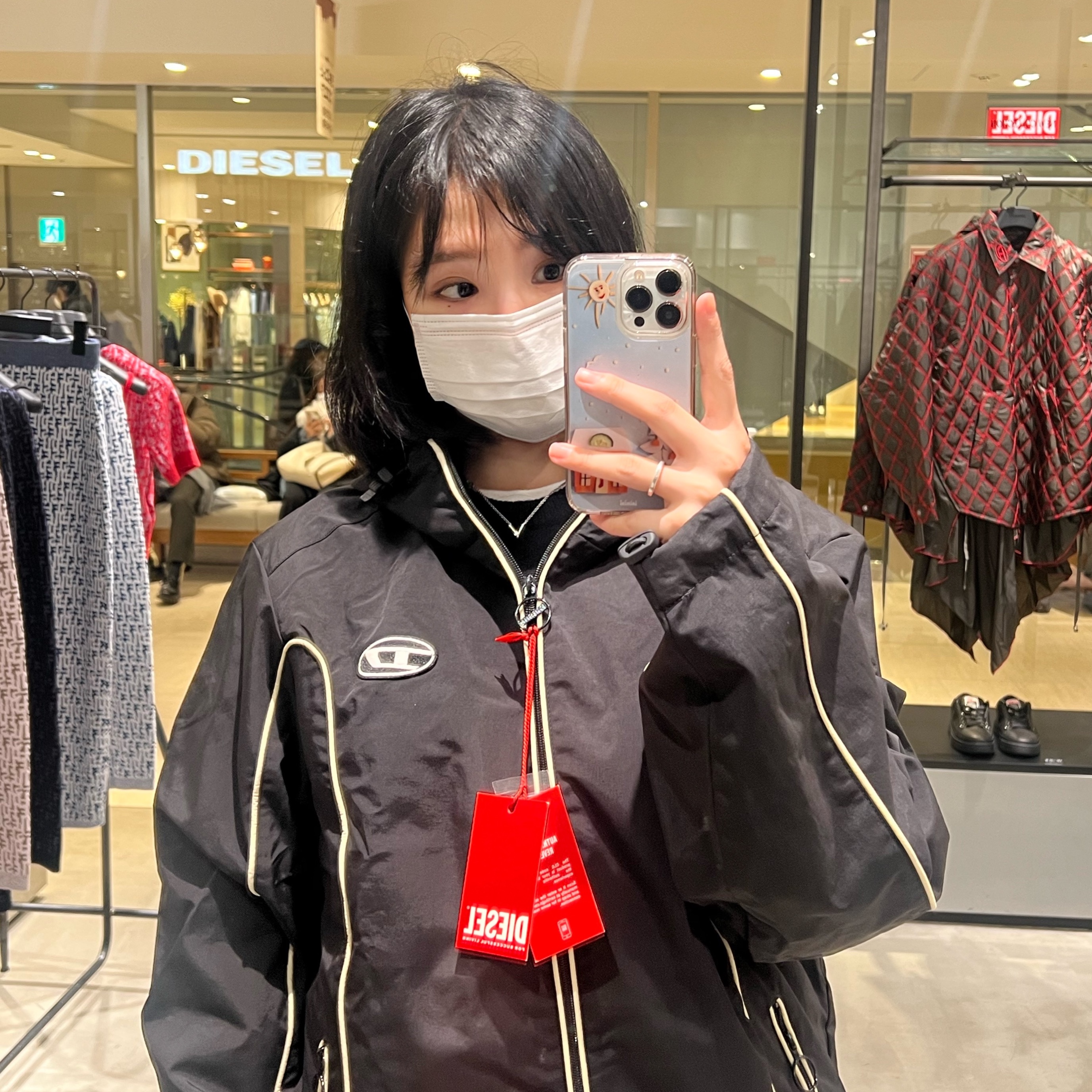 Diesel J-Hives Windbreaker with Contrast Piping Black 착용 스타일