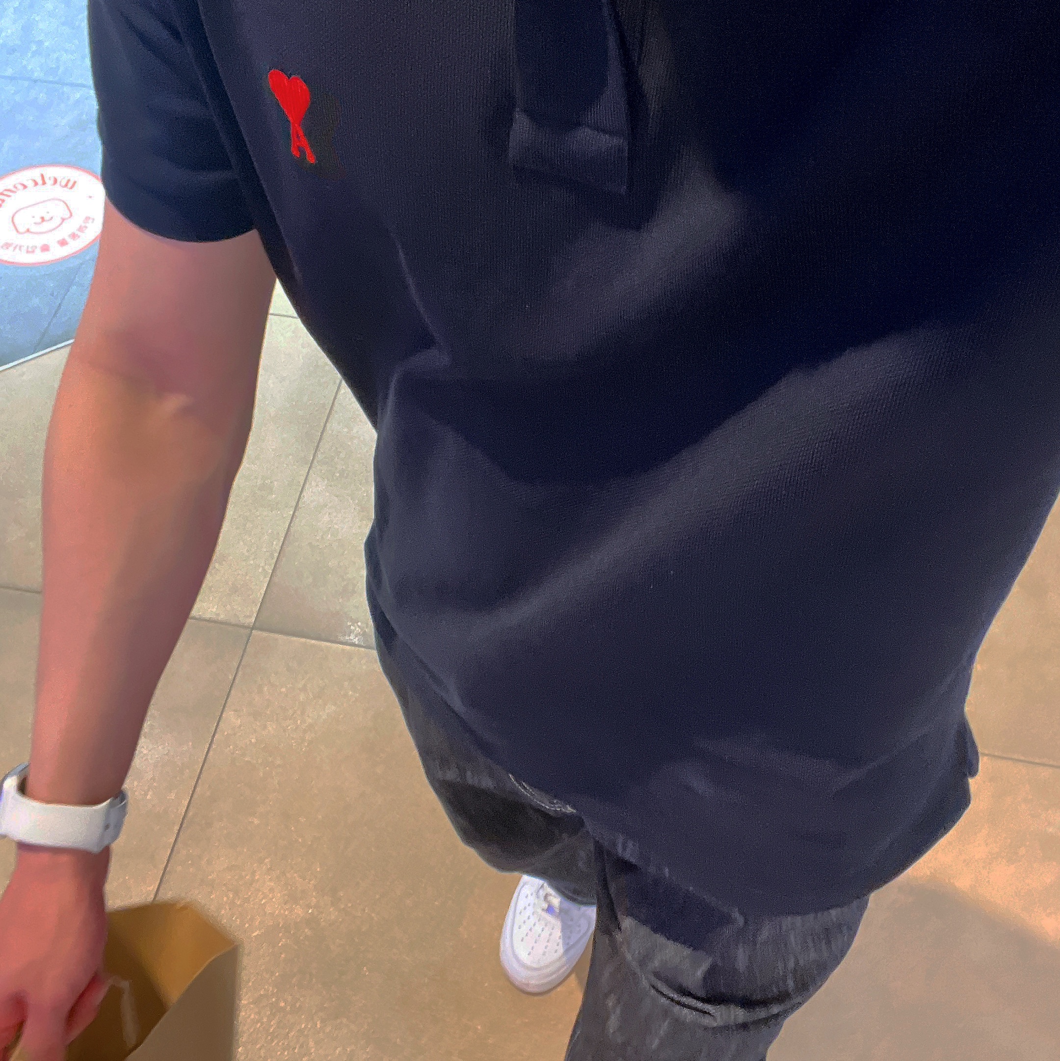 AMI de Coeur Polo Shirt Black 착용 스타일