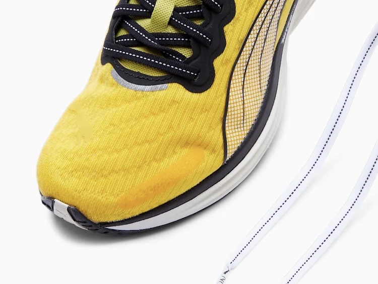 Puma x Balansa Deviate Nitro 2 Freesia Black 착용 스타일 - 1