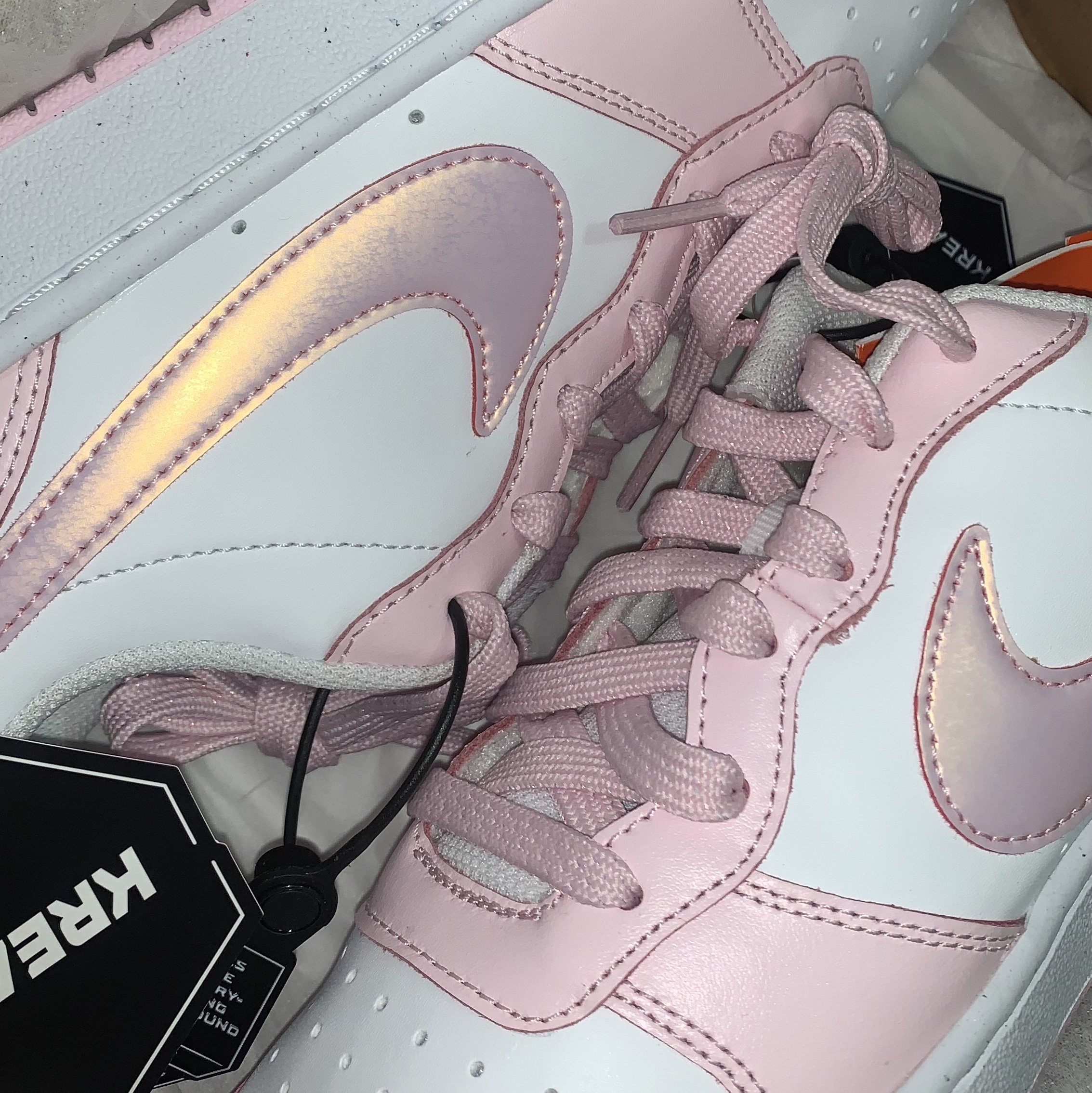 (GS) Nike Court Borough 2 SE White Pink Foam 착용 스타일