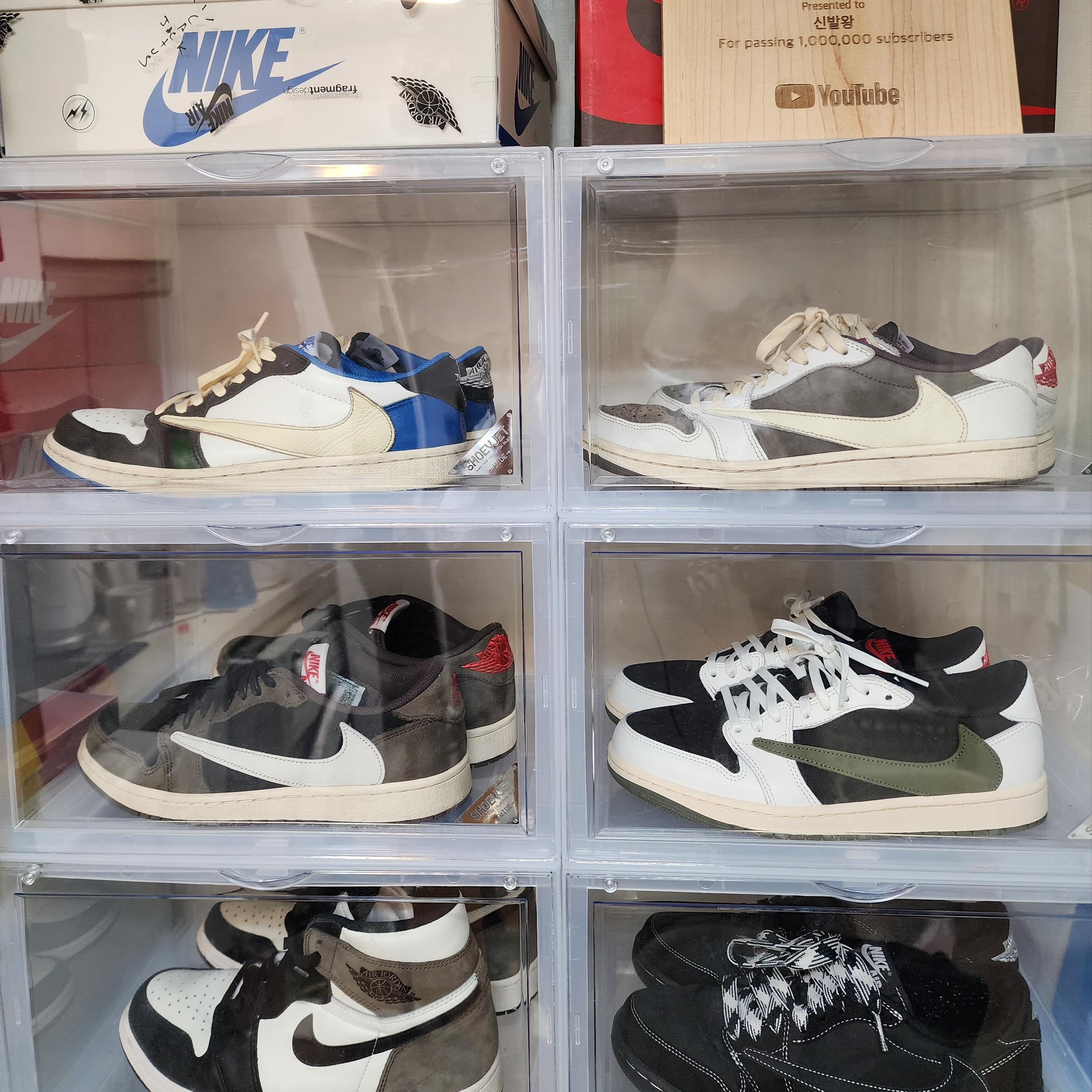 (W) Jordan 1 x Travis Scott Retro Low OG SP Medium Olive, Jordan 1 x Travis Scott Retro Low OG SP Black Phantom 착용 스타일