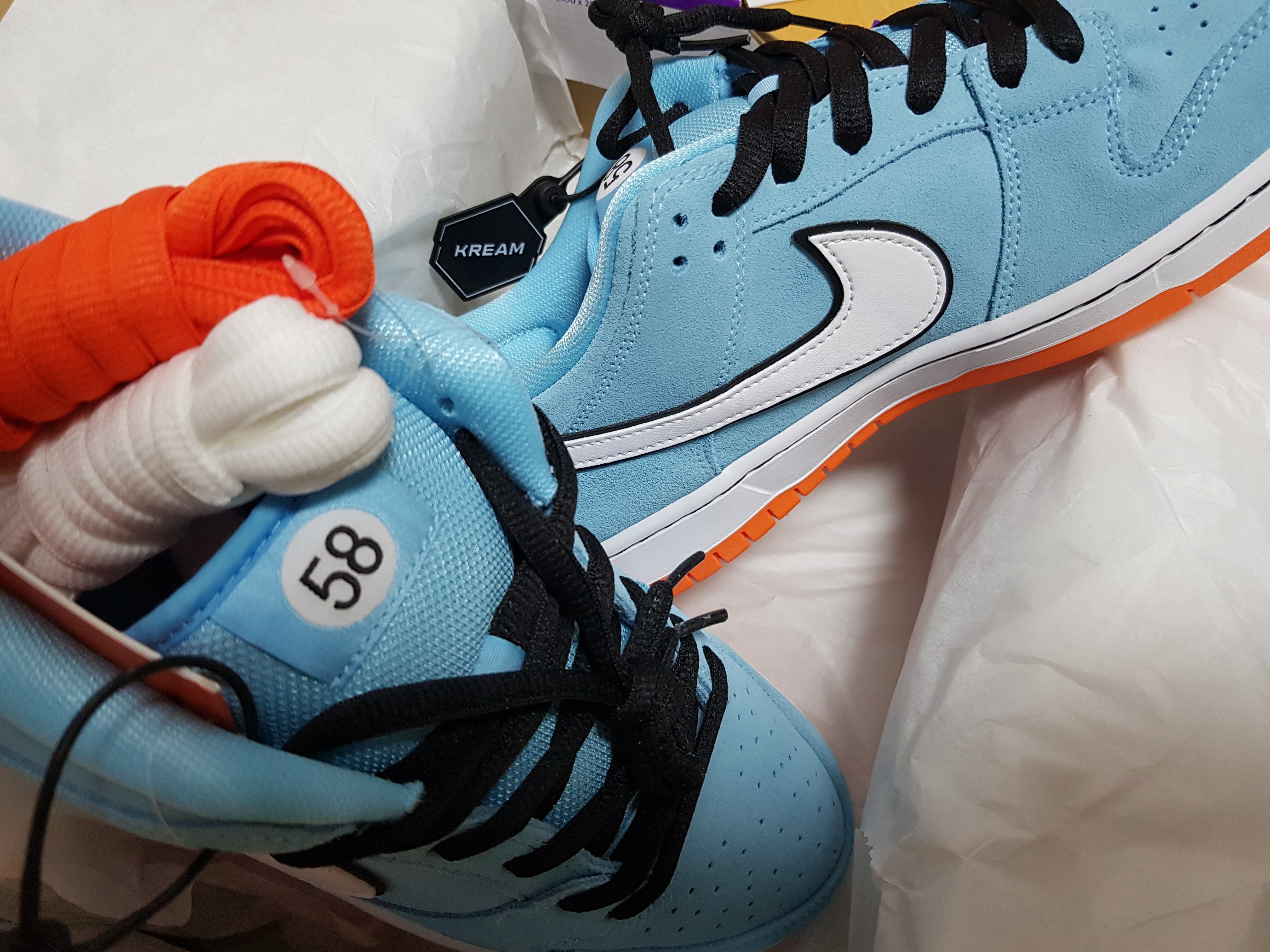 Nike SB Dunk Low Pro Blue Chill 착용 스타일 - 1