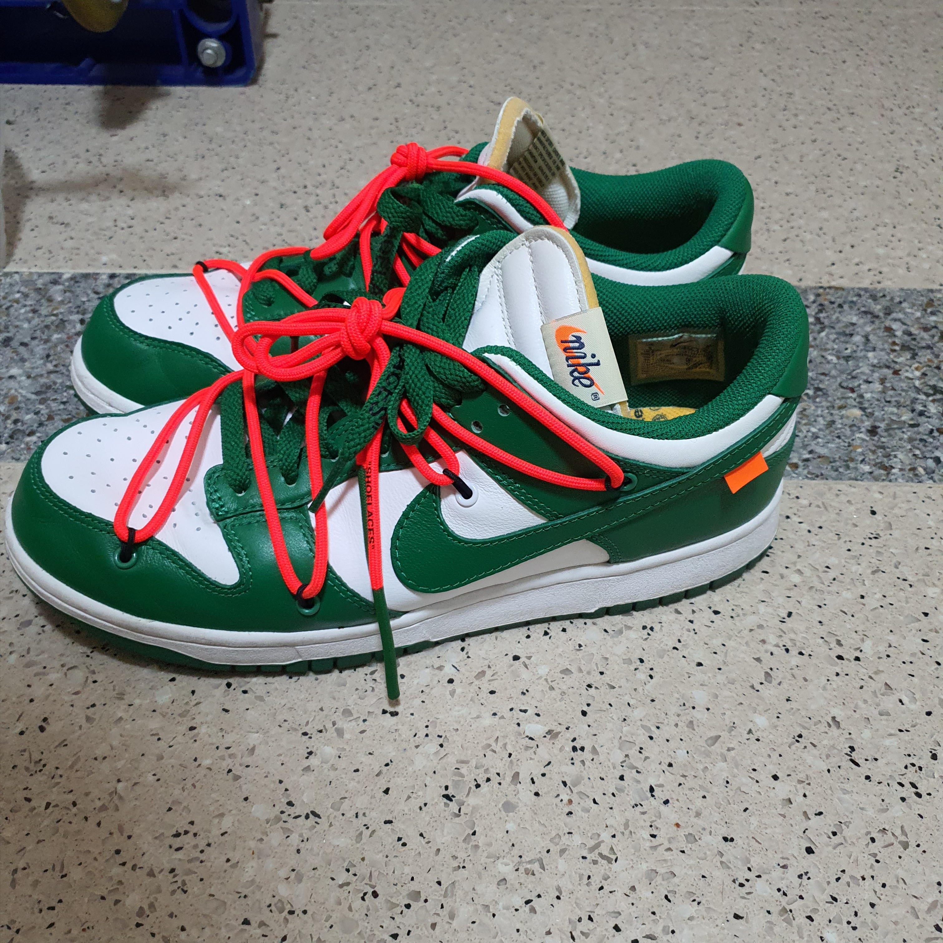 Nike x Off-White Dunk Low Pine Green 착용 스타일