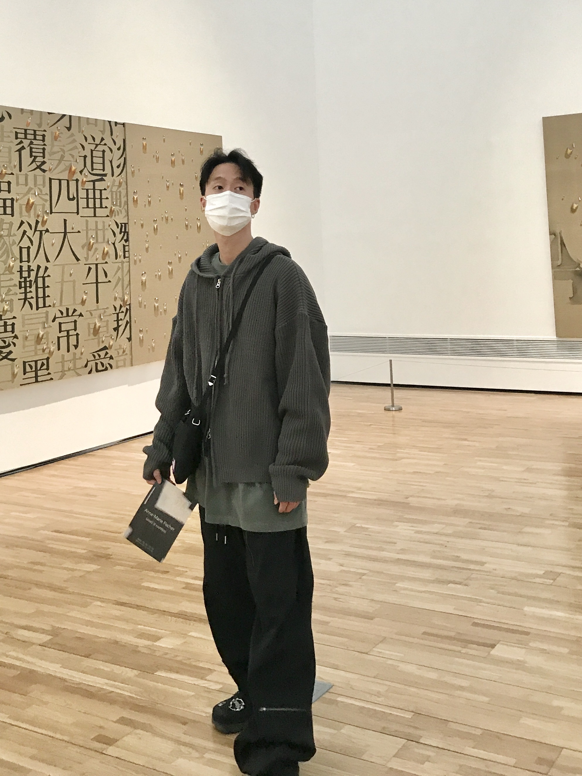 크록스 x 스테이플 클래식 올 터레인 클로그 블랙 착용 스타일