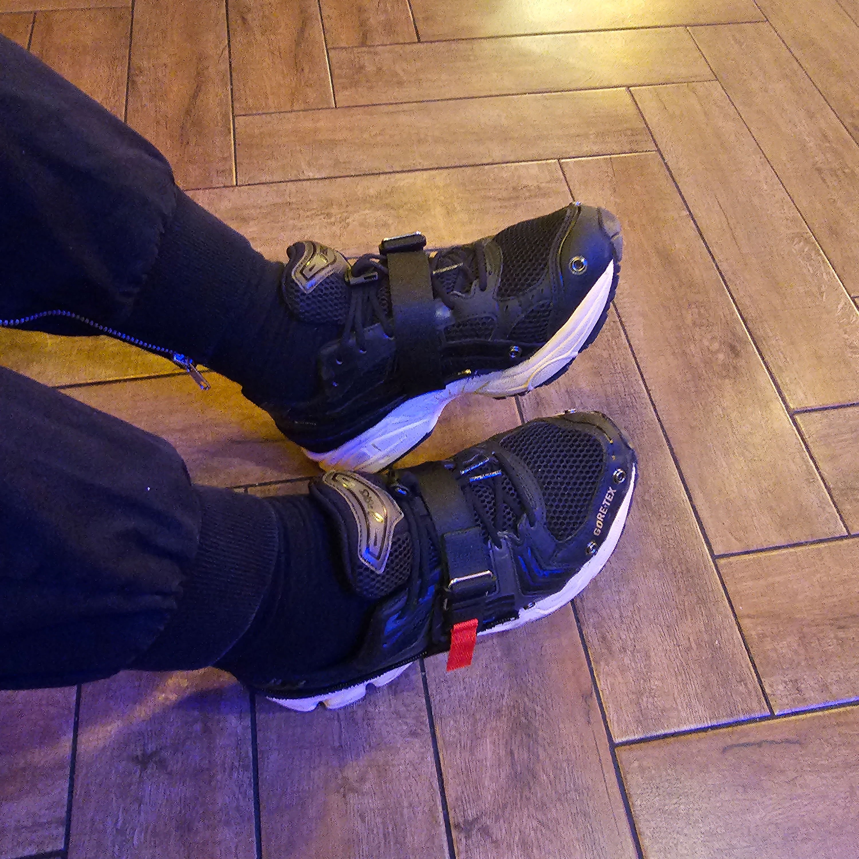 Asics x Beams Gel-Kayano 14 Gore-Tex Black 착용 스타일