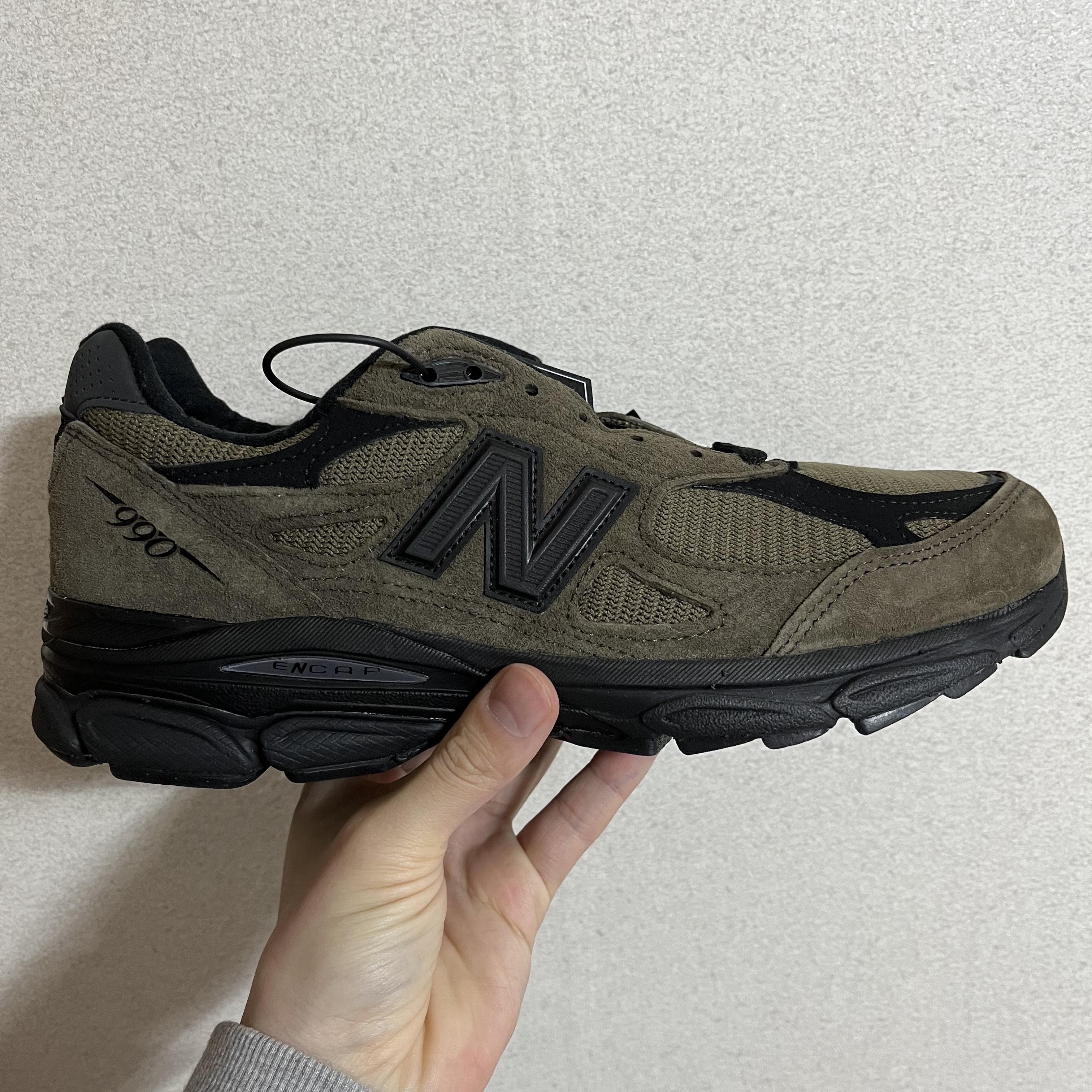 New Balance x JJJJound 990v3 Brown Black 착용 스타일
