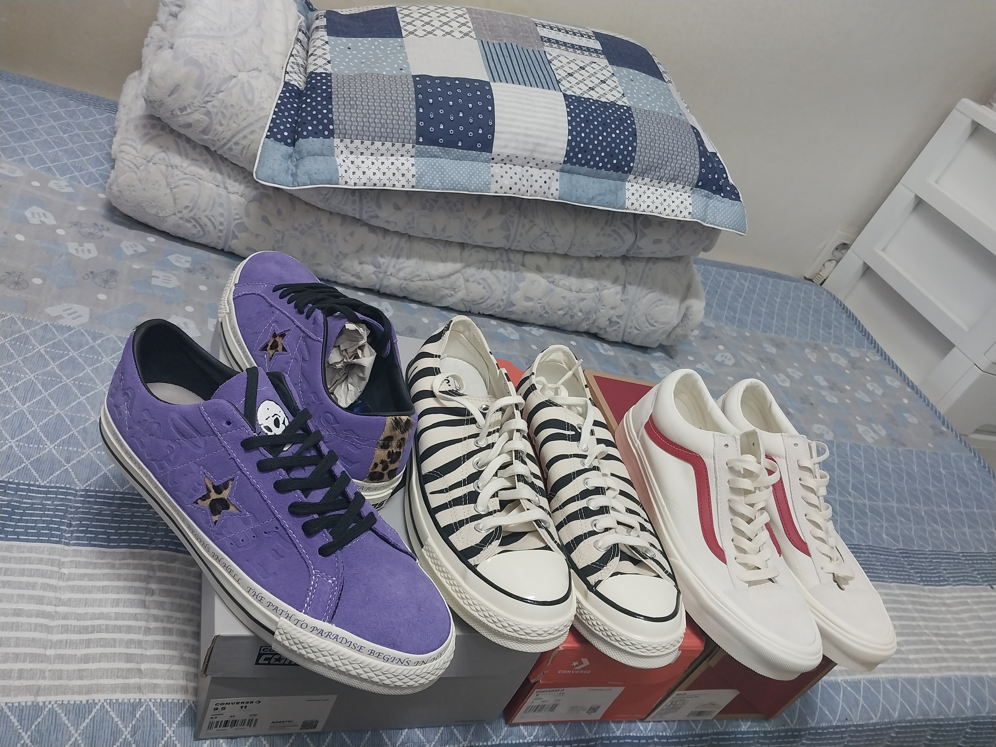 Vans Style 36 Marshmallow Racing Red 착용 스타일