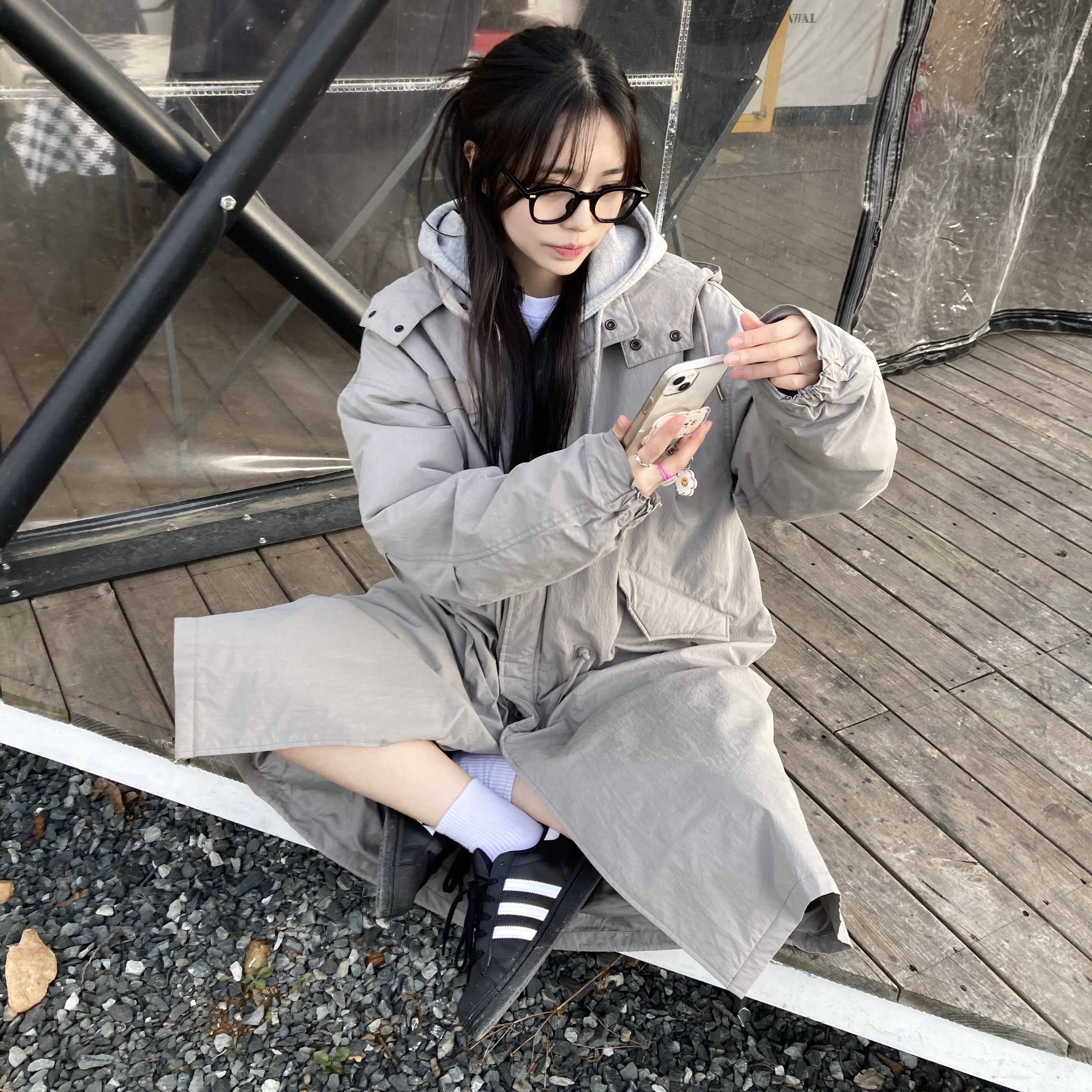 (J) Adidas Superstar Black White 착용 스타일 - 1
