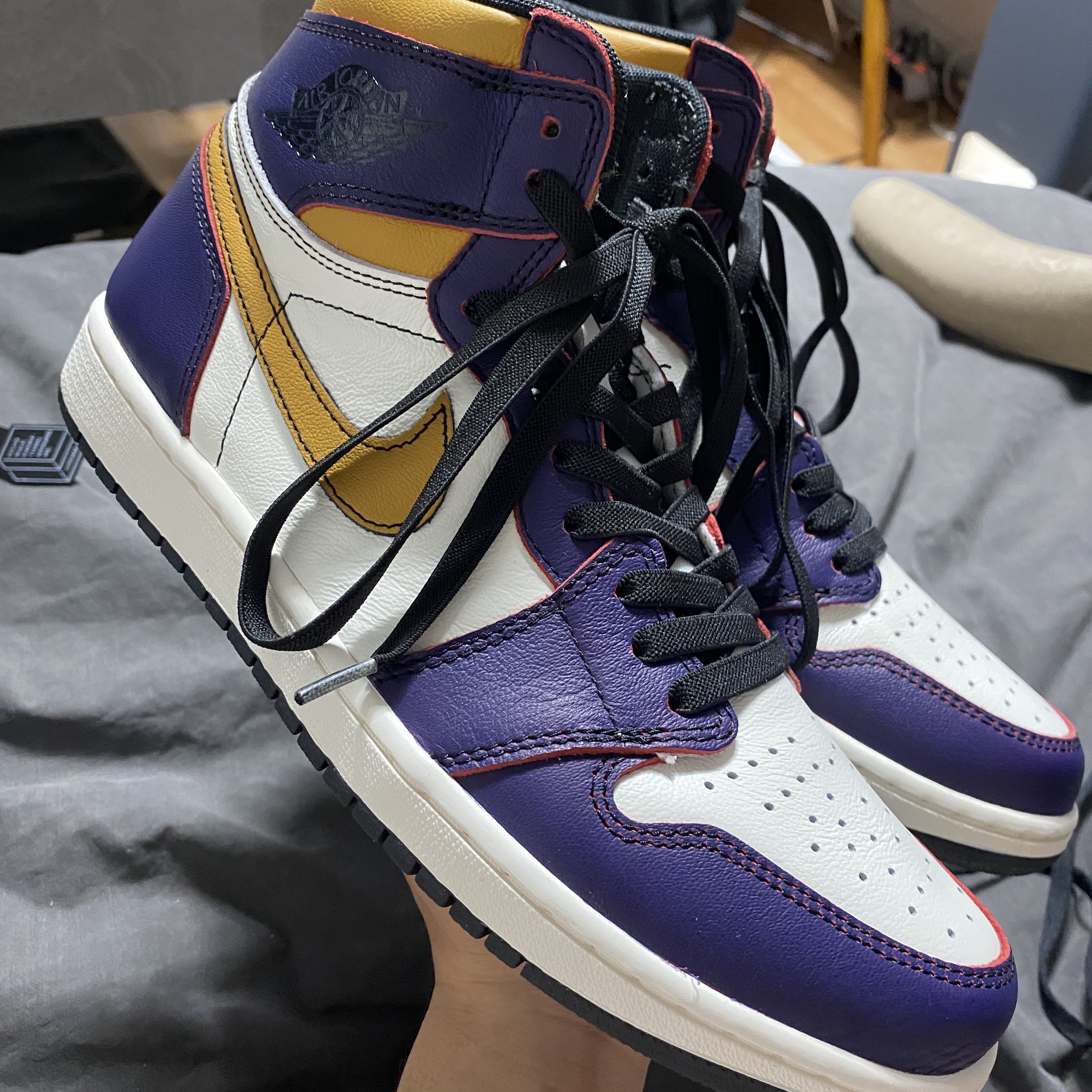 Jordan 1 Retro High OG Defiant SB LA to Chicago 착용 스타일