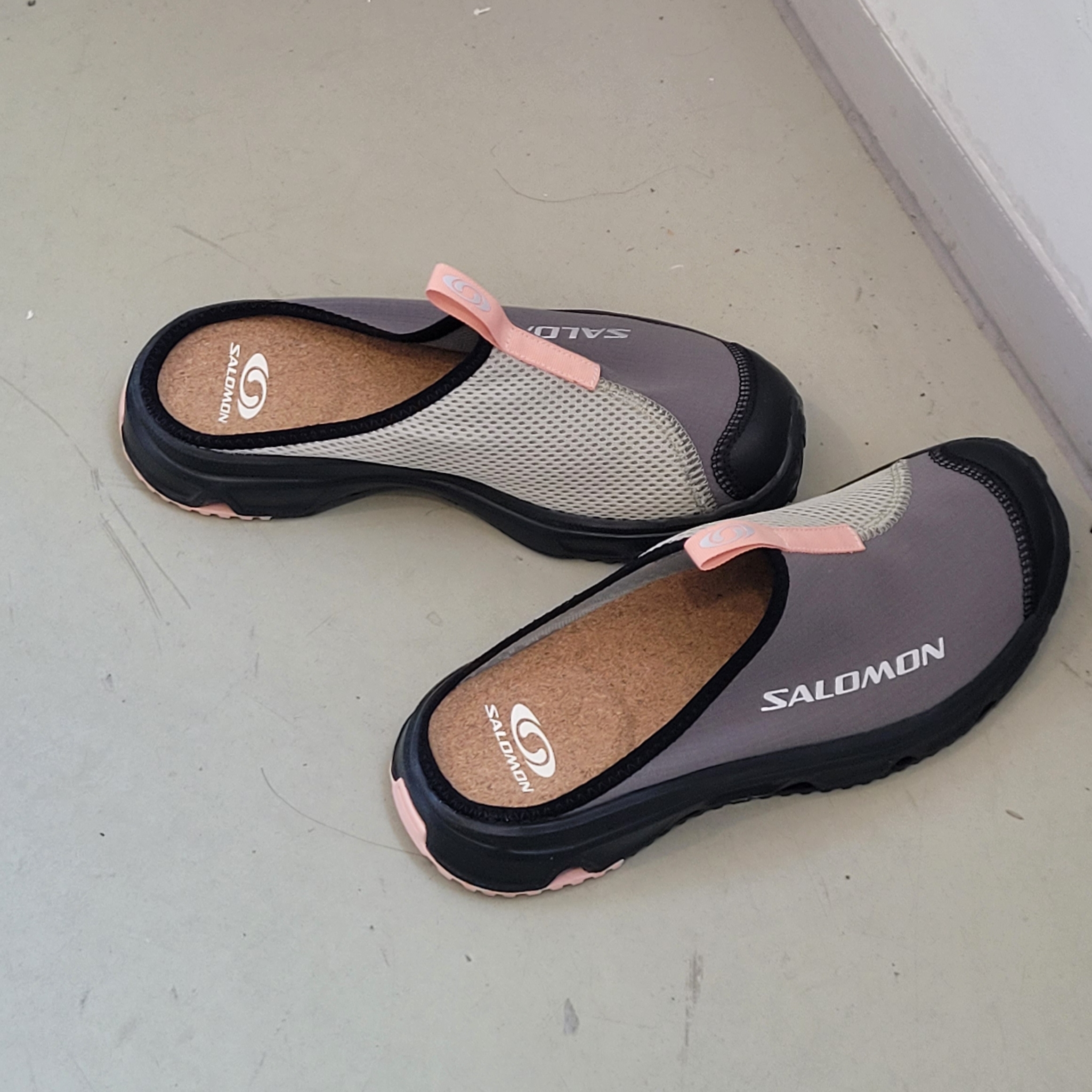 Salomon RX Slide 3.0 Pewter 착용 스타일