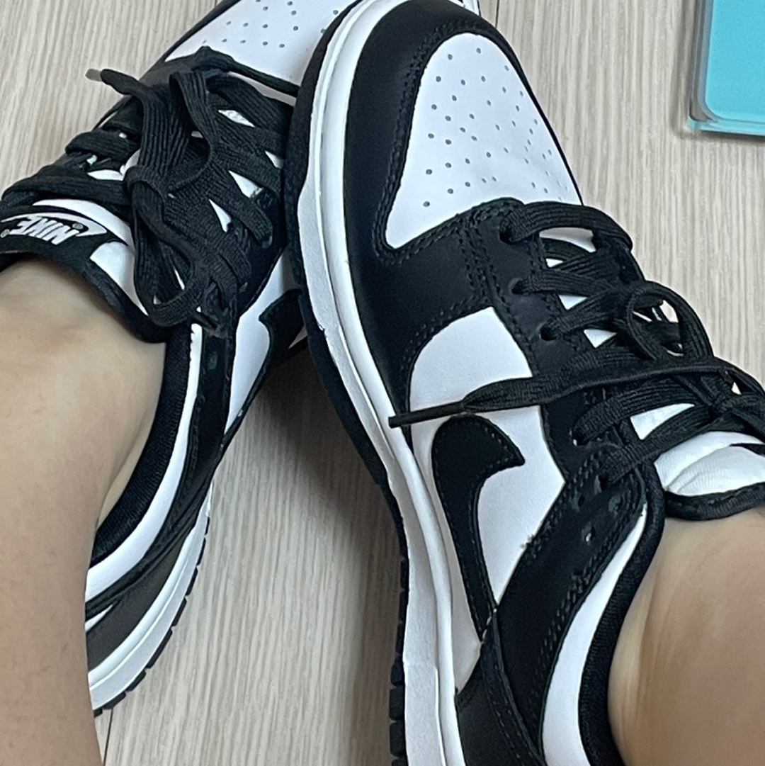 Nike Dunk Low Retro Black 착용 스타일