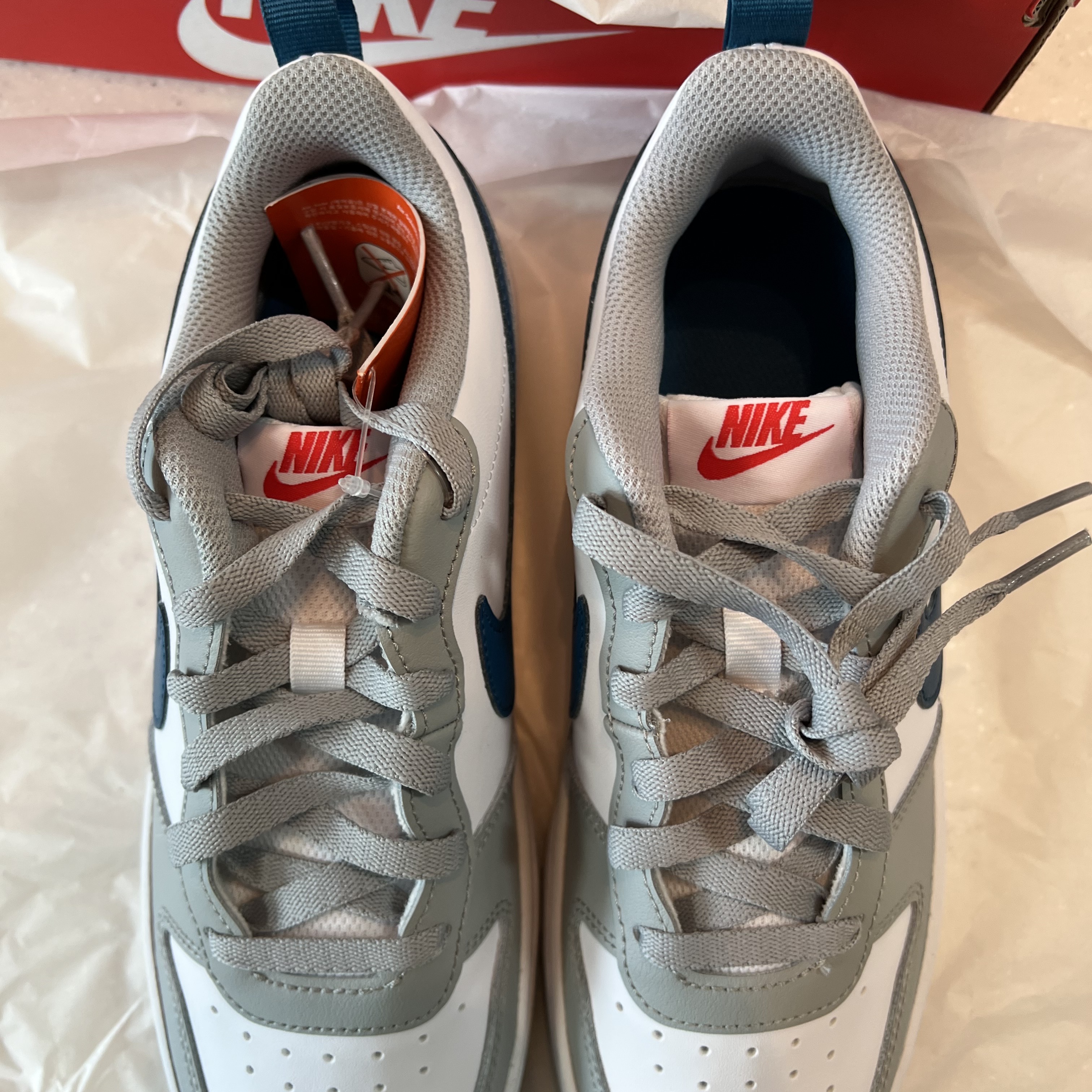 (GS) Nike Court Borough Low 2 Light Smoke Grey 착용 스타일