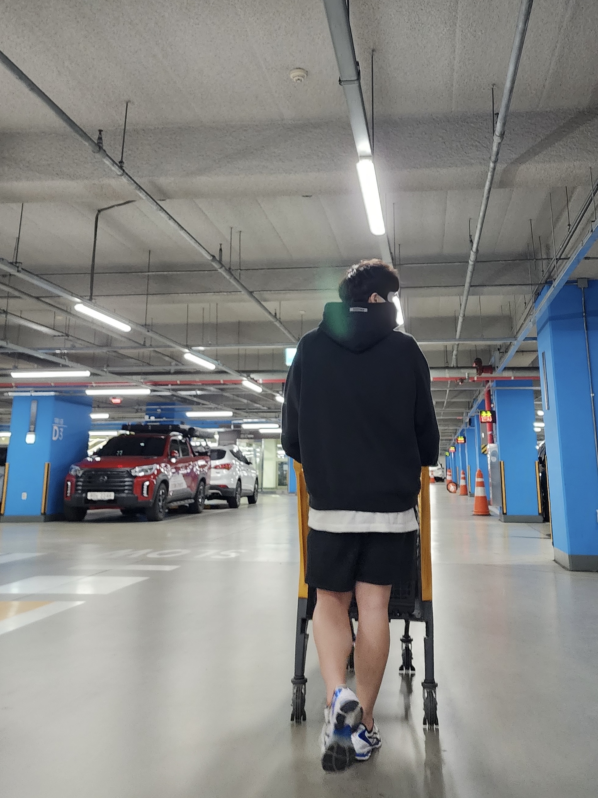 Essentials Hoodie Off Black - 22FW, Asics Gel-Kayano 14 White Tuna Blue 착용 스타일
