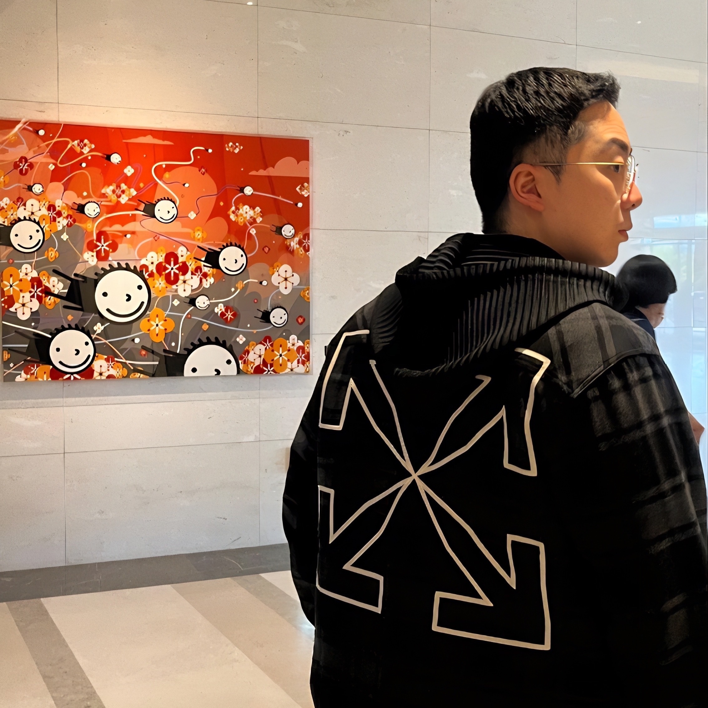Off-White Arrow Flannel Shirt Black Grey, Homme Plisse Issey Miyake Surface Hoodie Black 착용 스타일 - 2