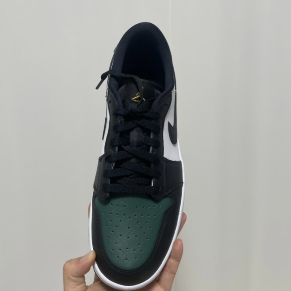 Jordan 1 Low Golf Noble Green 착용 스타일