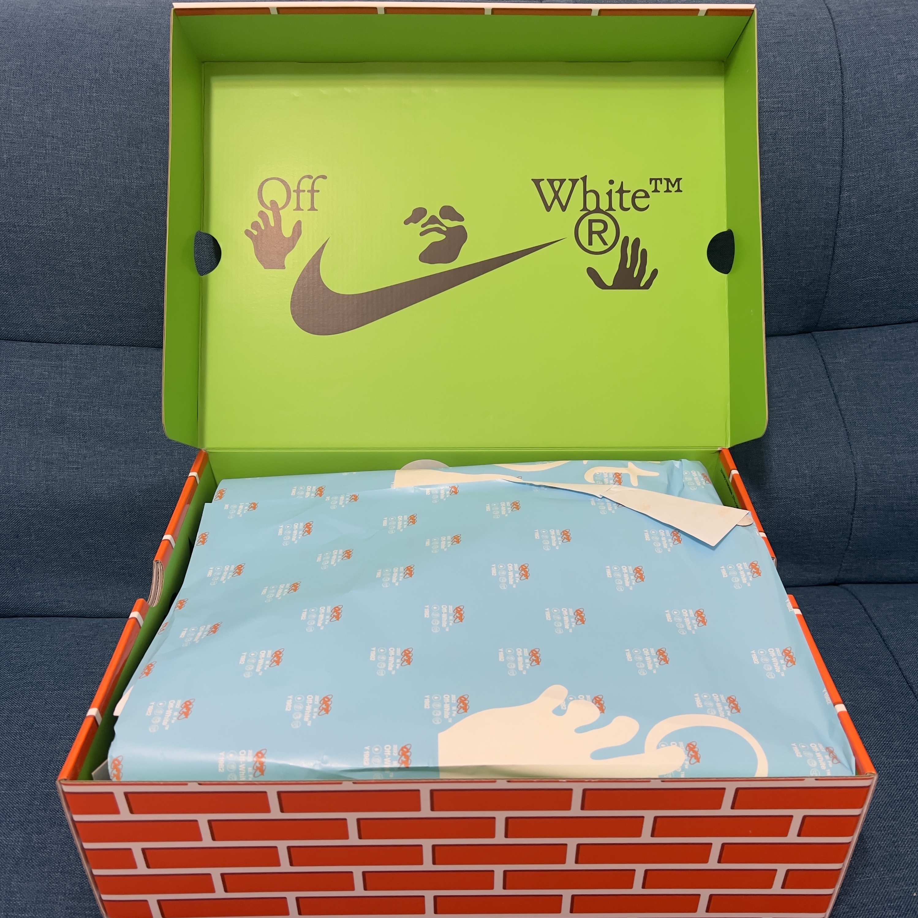 Nike x Off-White Air Force 1 Mid SP Leather Pine Green 착용 스타일 - 2