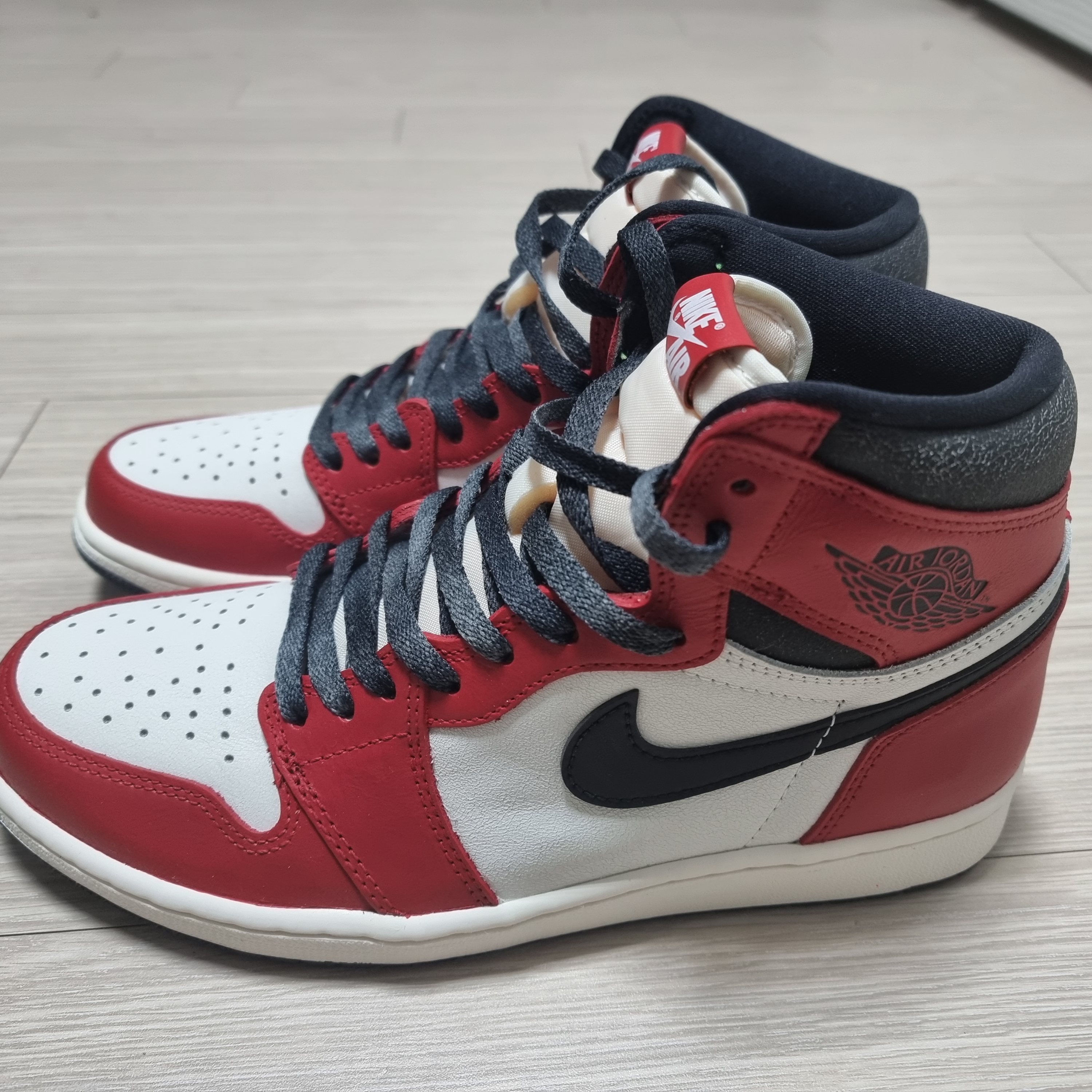 Jordan 1 Retro High OG Volt 착용 스타일 - 2