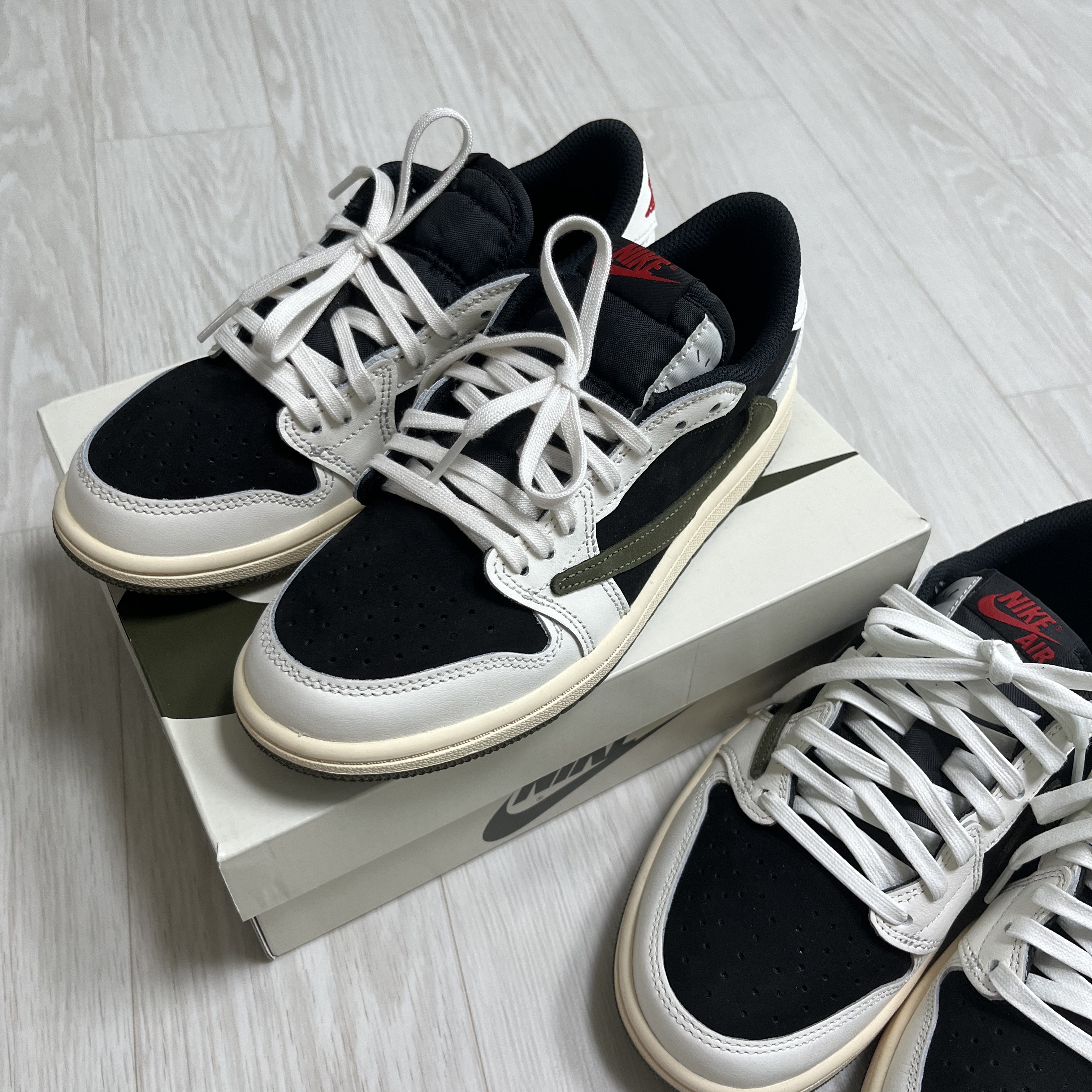 (PS) Jordan 1 x Travis Scott Retro Low OG SP Medium Olive, (W) Jordan 1 x Travis Scott Retro Low OG SP Medium Olive 착용 스타일