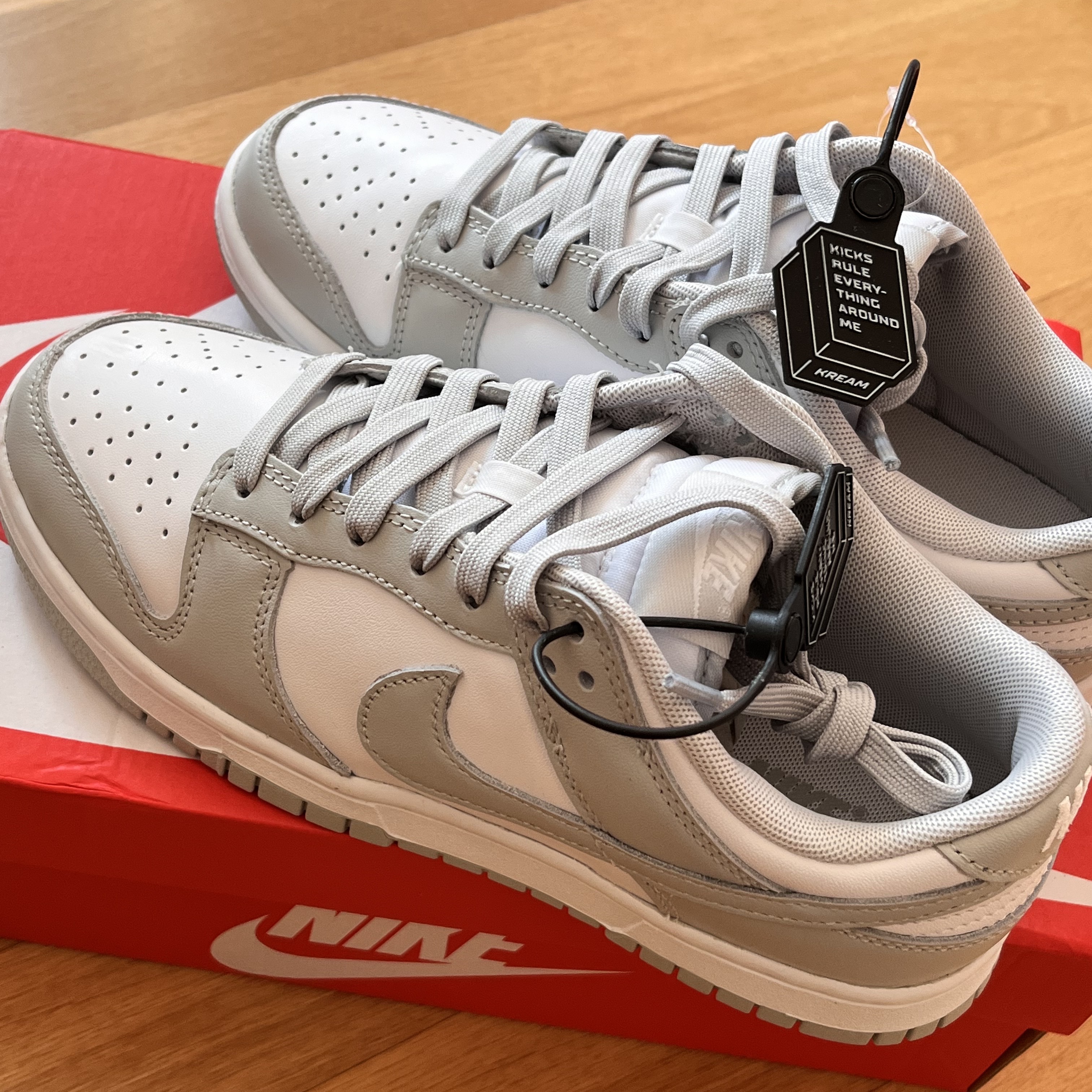 Nike Dunk Low Retro Grey Fog 착용 스타일