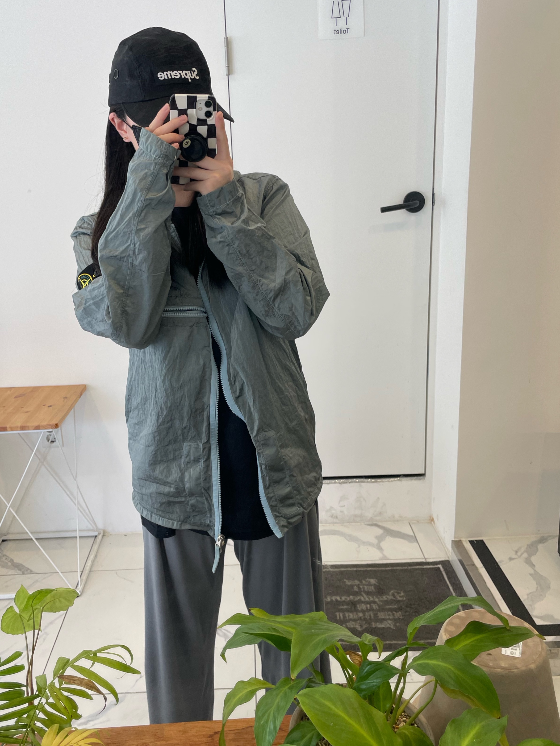 Stone Island 10919 Nylon Metal in Econyl Regenerated Nylon Overshirt Sky Blue - 23SS, Supreme Ventile Camp Cap Black - 23SS 착용 스타일