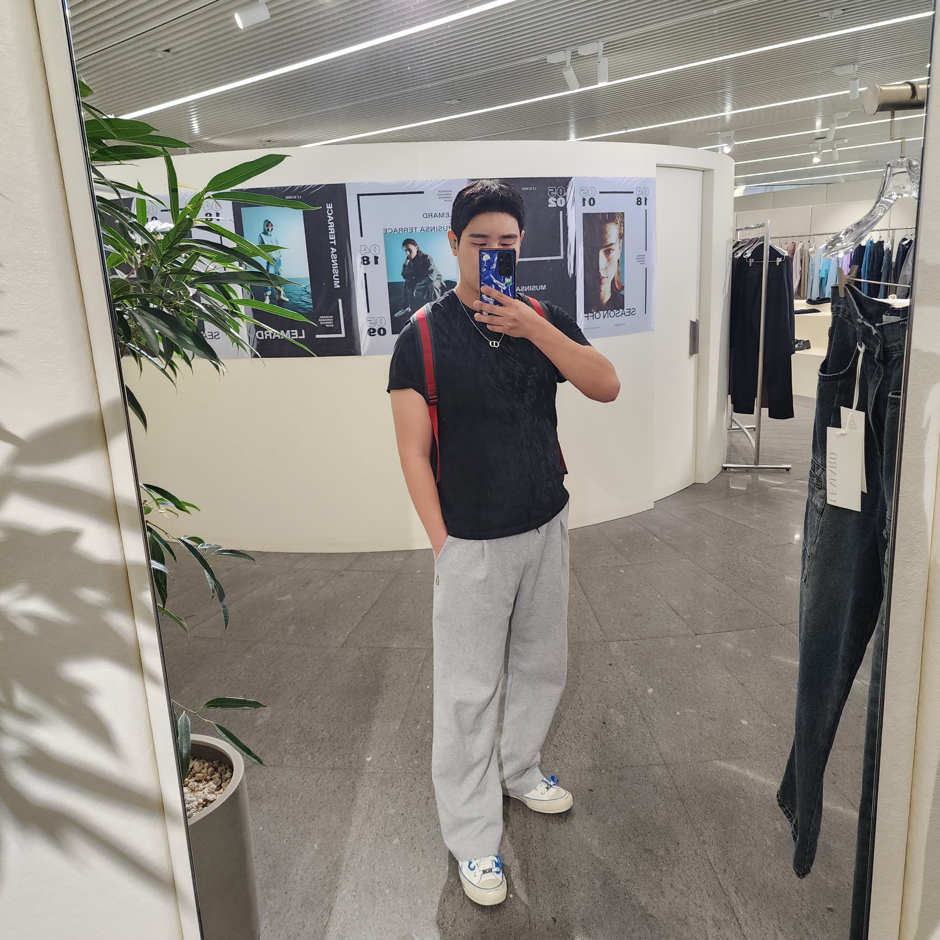 Converse x Ader Error Chuck 70 High White 착용 스타일 - 2