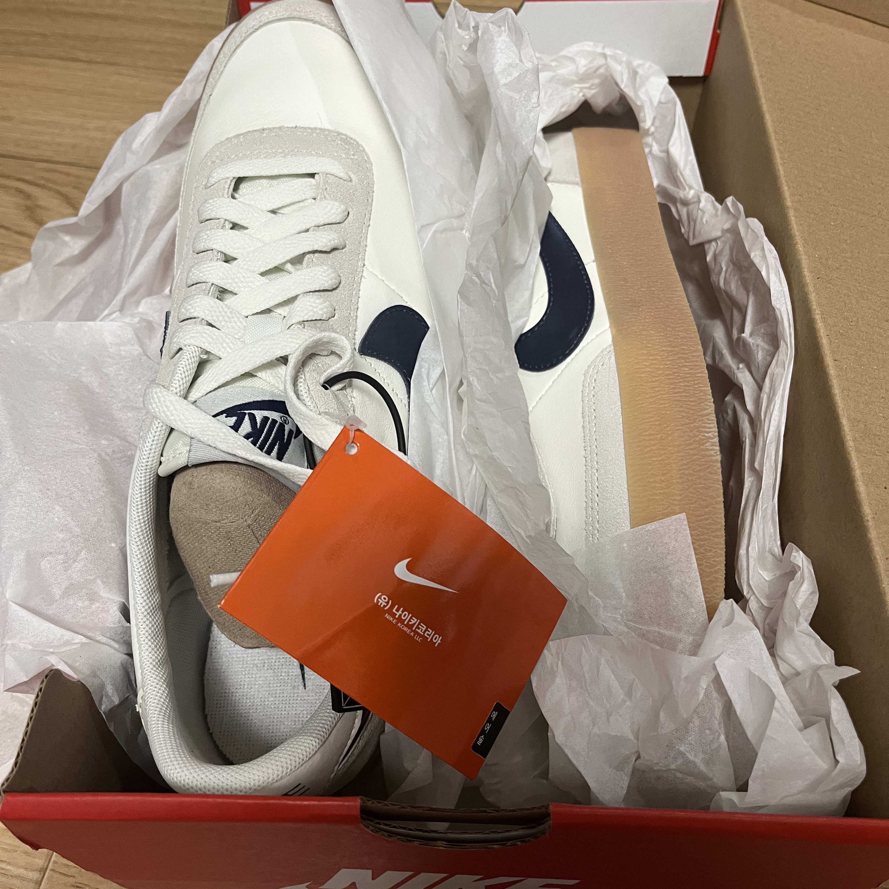 Nike Killshot 2 Leather Sail Oil Grey Gum 착용 스타일