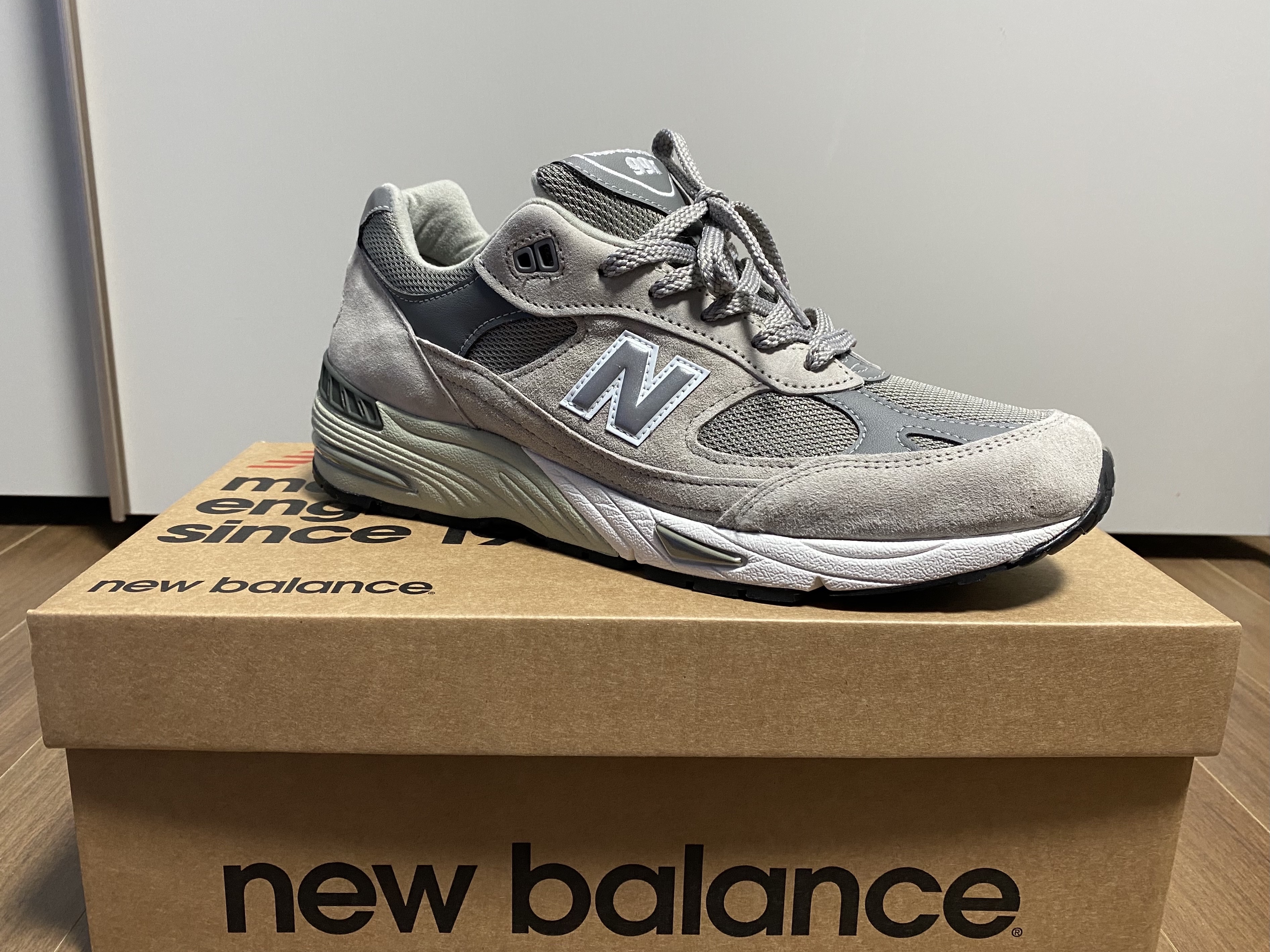 New Balance 991 Made in UK Grey 착용 스타일