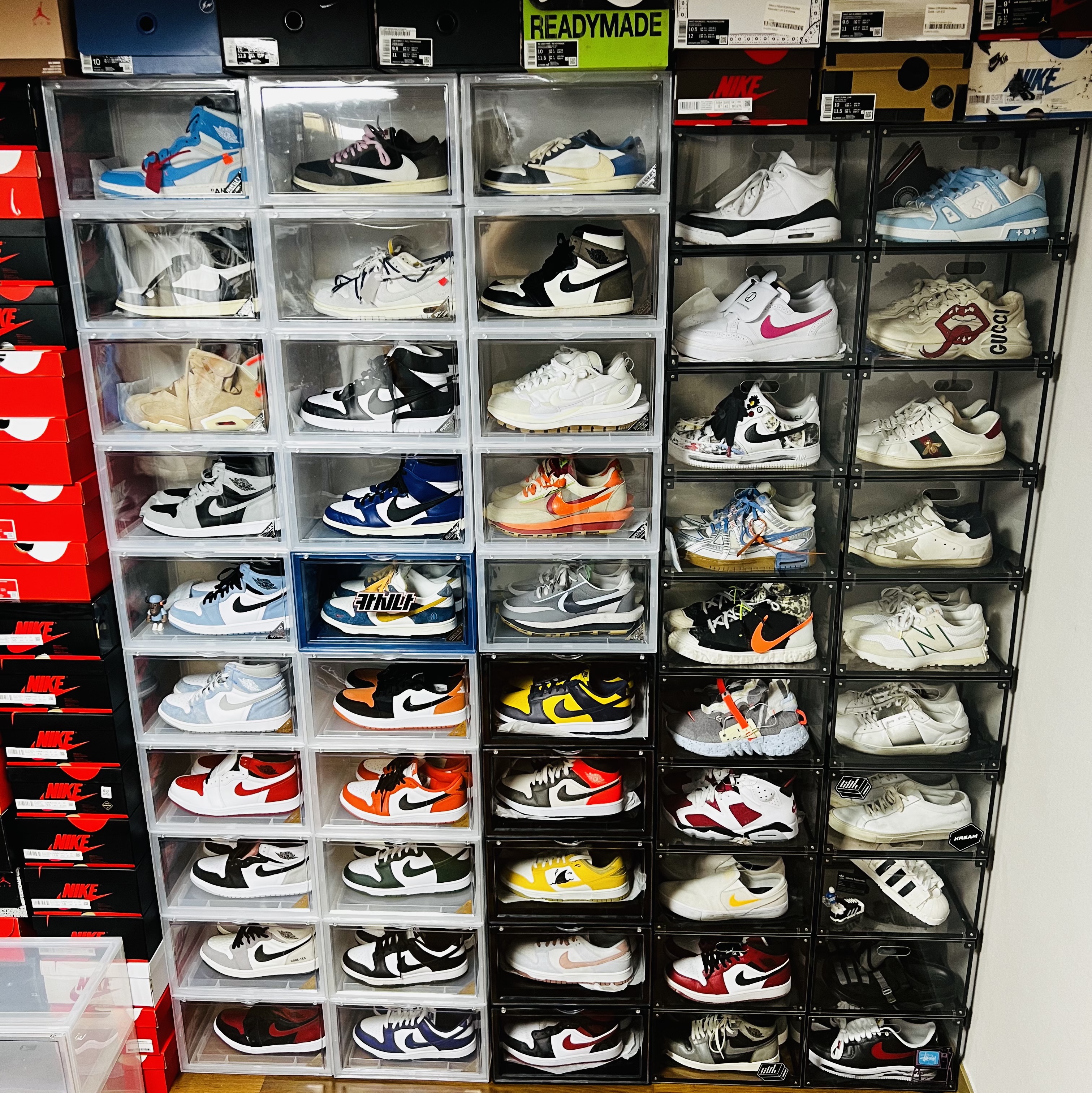 Jordan 1 x Off-White Retro High University Blue, Jordan 1 x Travis Scott x Fragment Retro Low OG SP Military Blue 착용 스타일