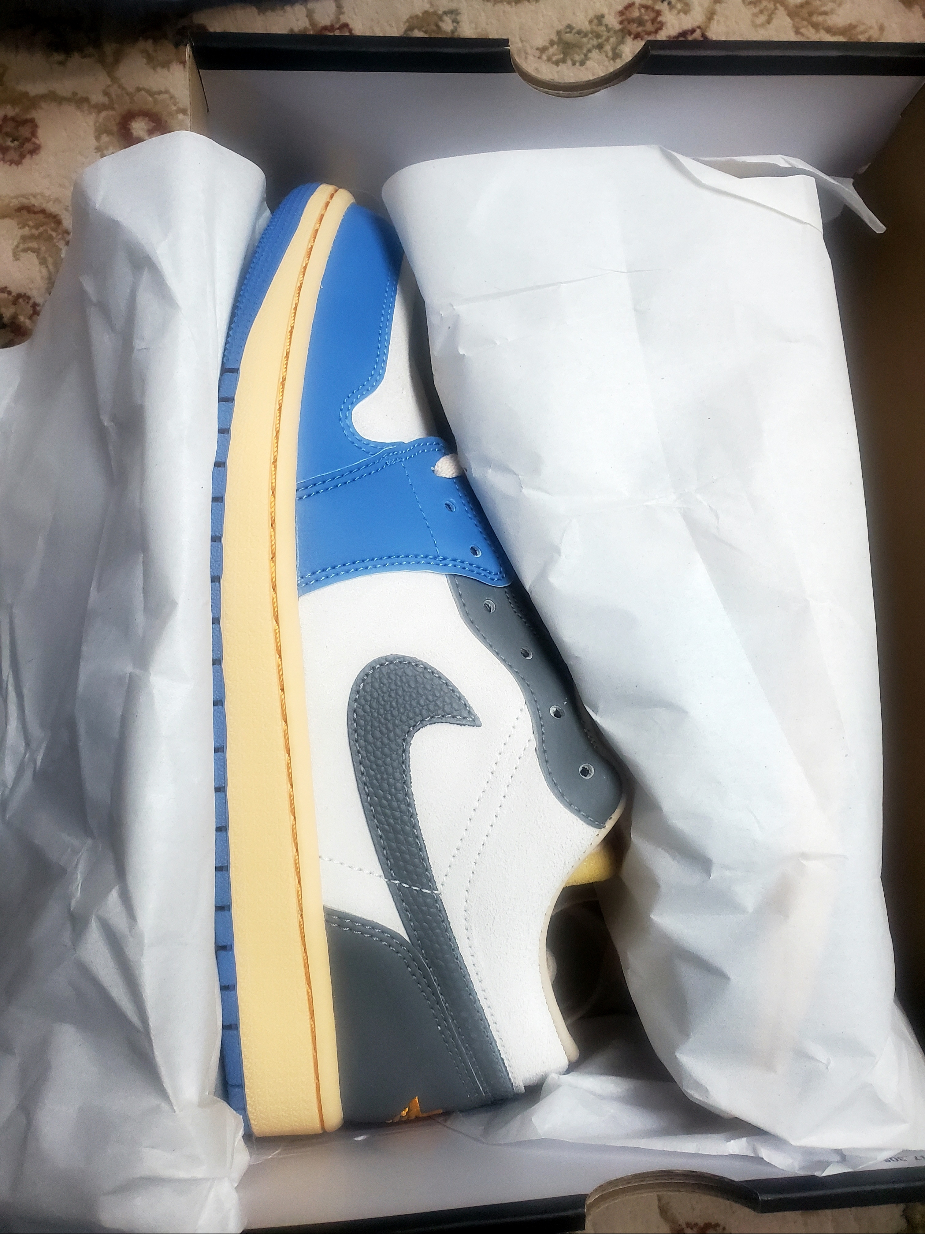 Jordan 1 Low SE Tokyo 96 착용 스타일