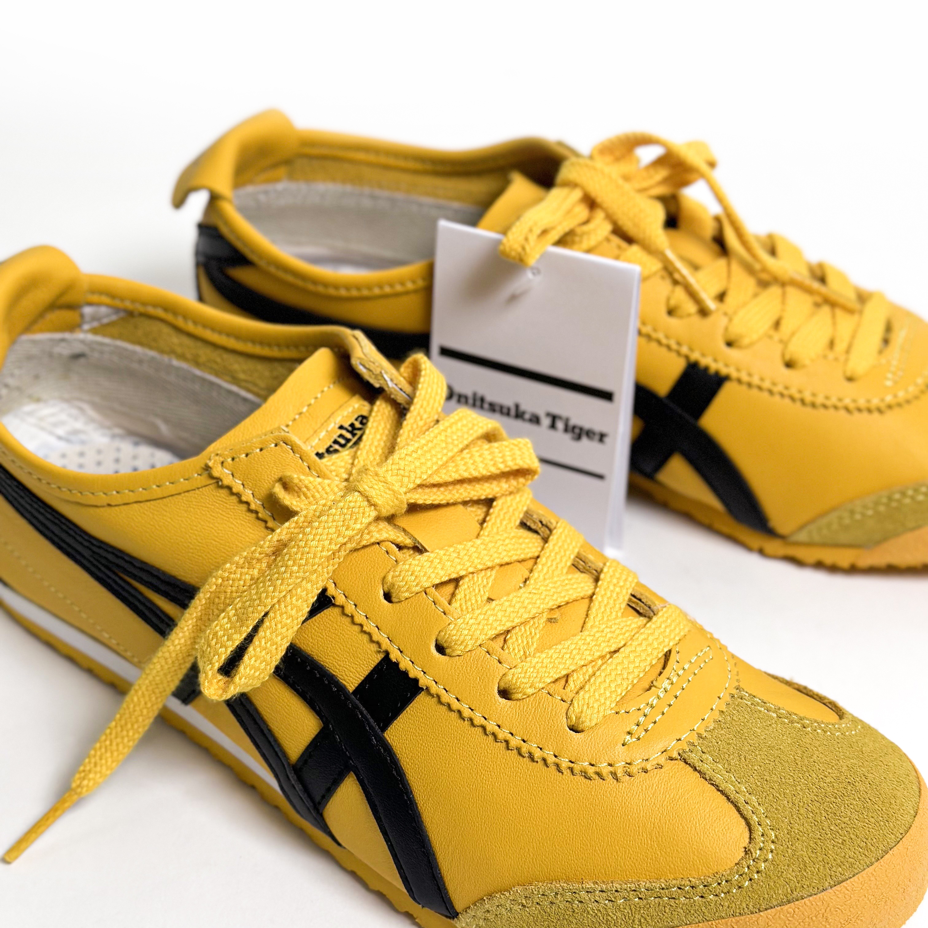Onitsuka Tiger Mexico 66 Yellow Black 착용 스타일 - 2