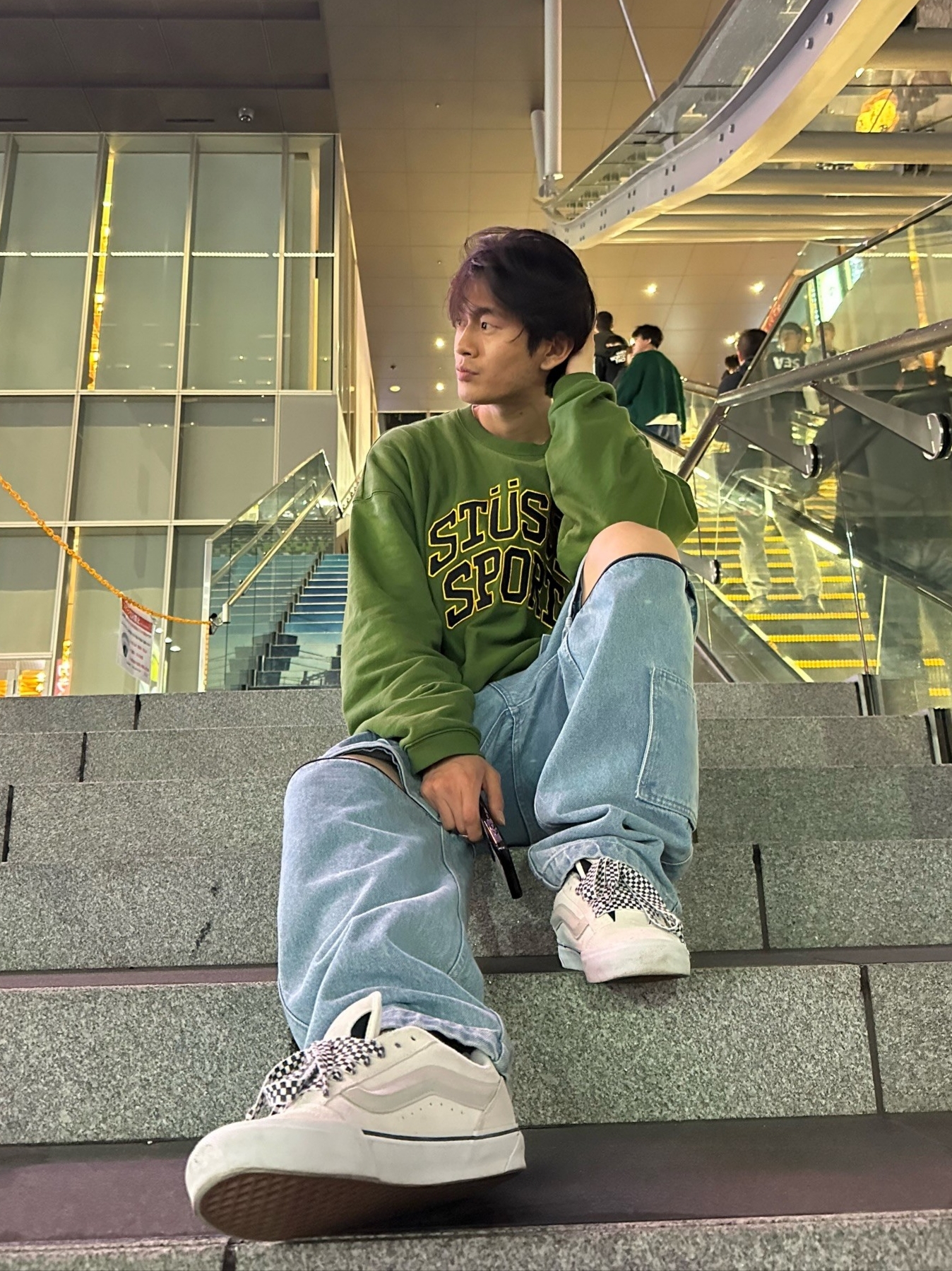 Vans Vault Knu-Skool VLT LX Suede Marshmallow, Supreme Zip-Off Utility Pants Denim - 21FW 착용 스타일