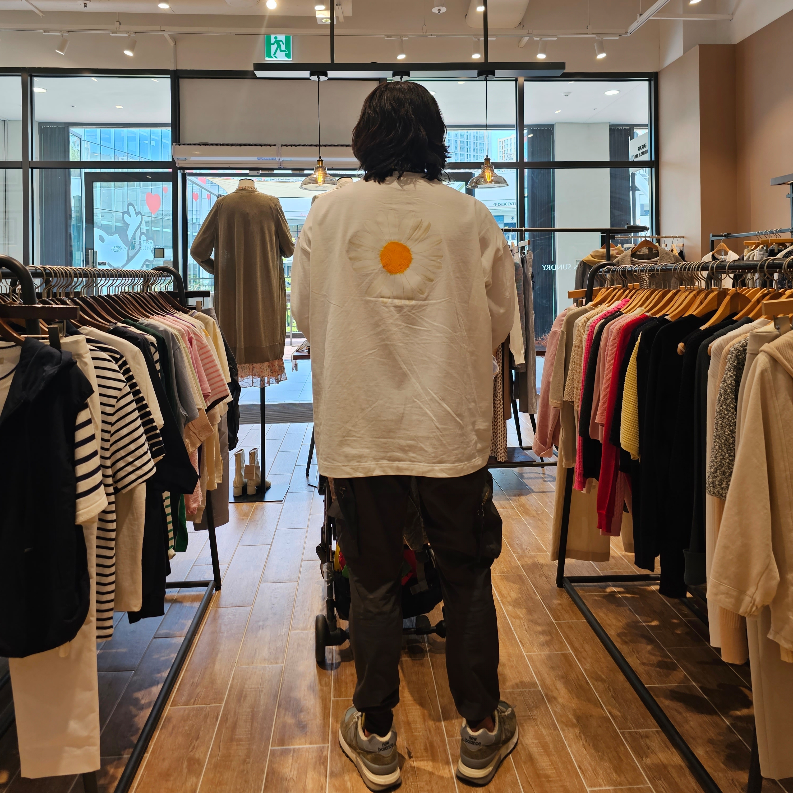 Nike x Peaceminusone LS T-Shirt White (DR0097-100) 착용 스타일