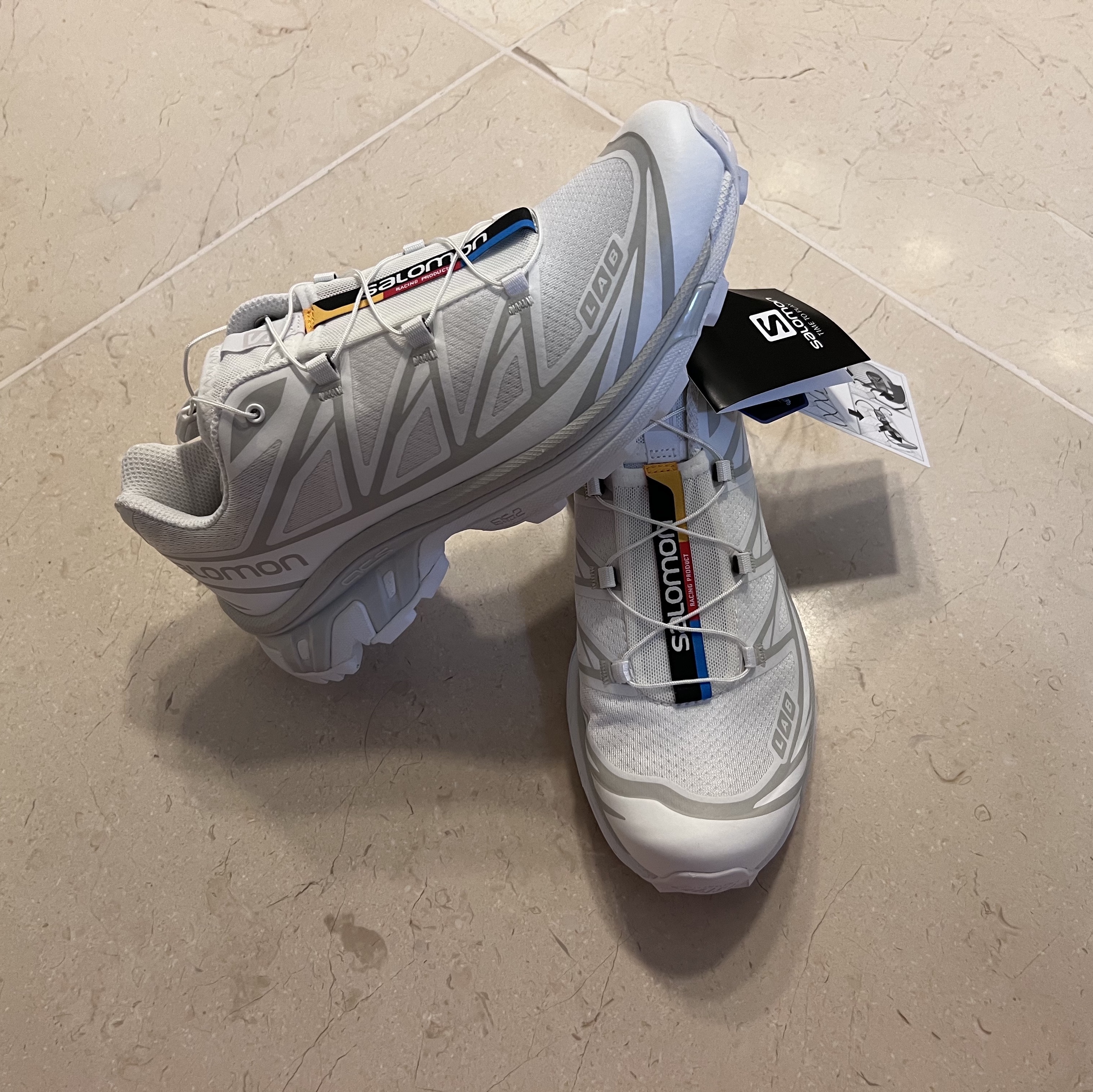 Salomon XT-6 ADV White 착용 스타일