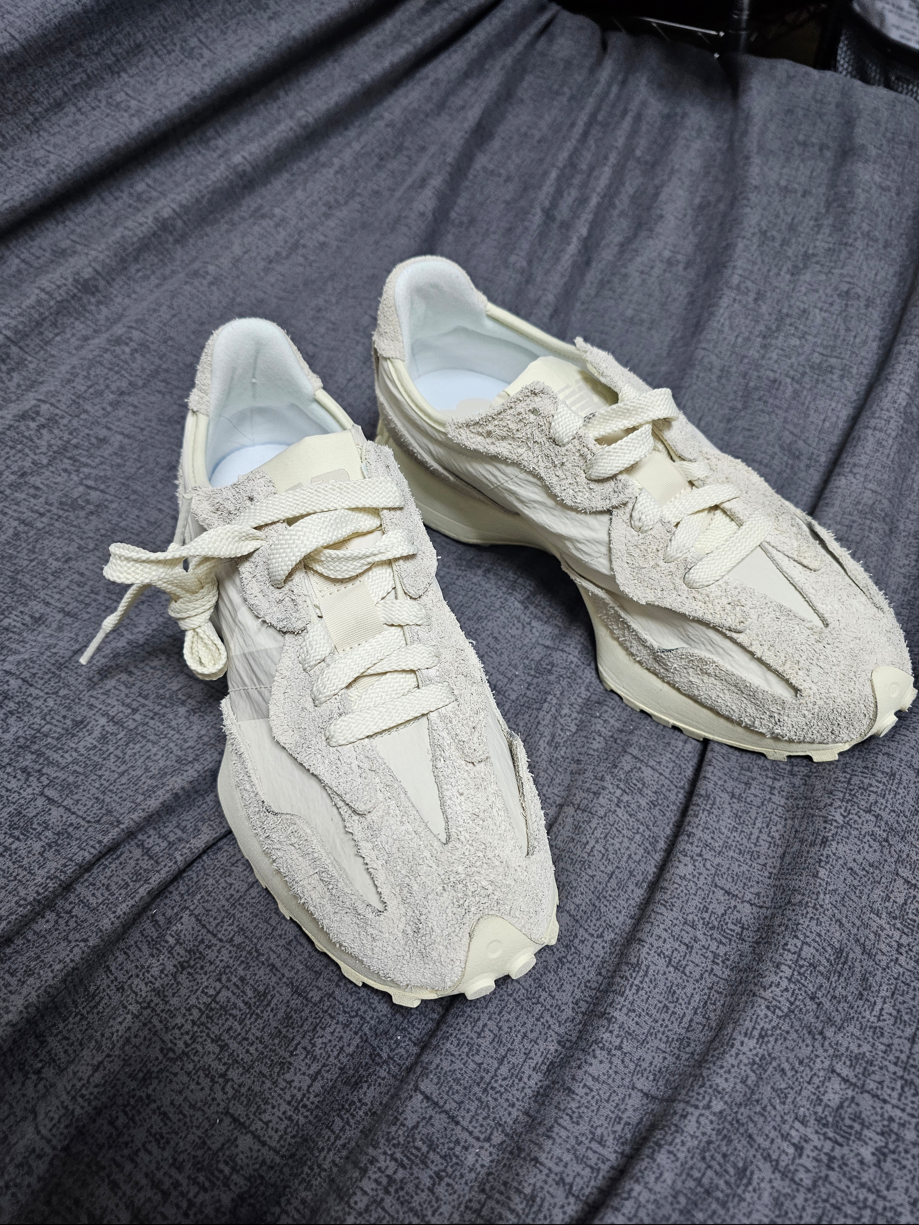 New Balance 327 Sea Salt 착용 스타일 - 4