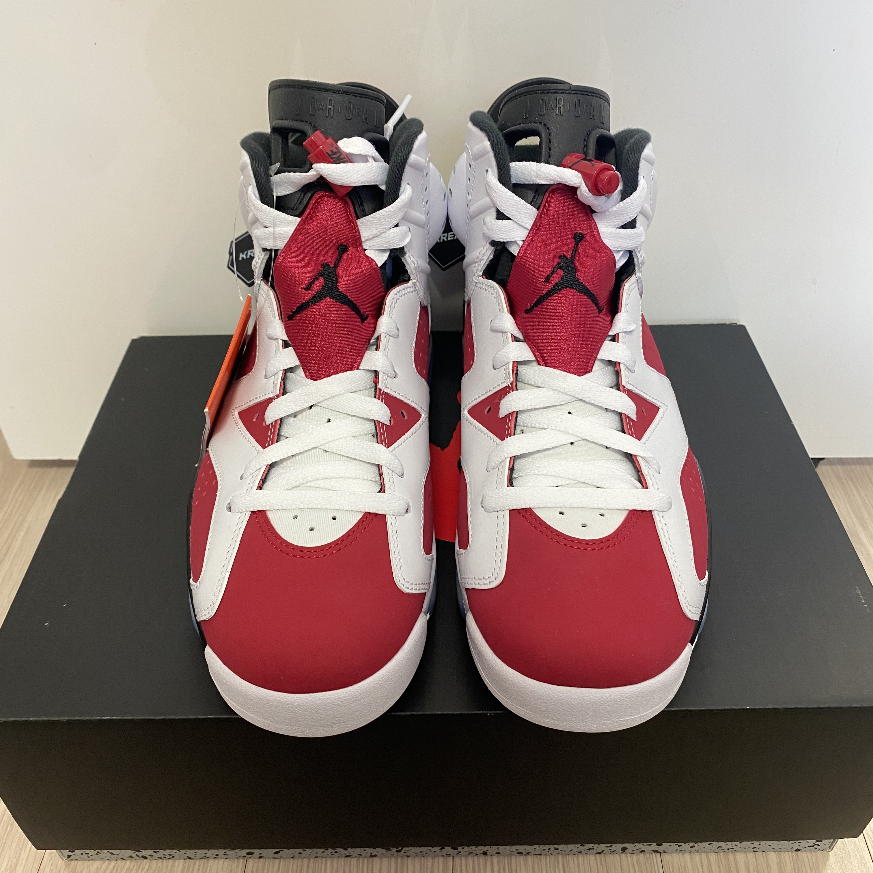 Jordan 6 Retro Carmine 2021 착용 스타일 - 4