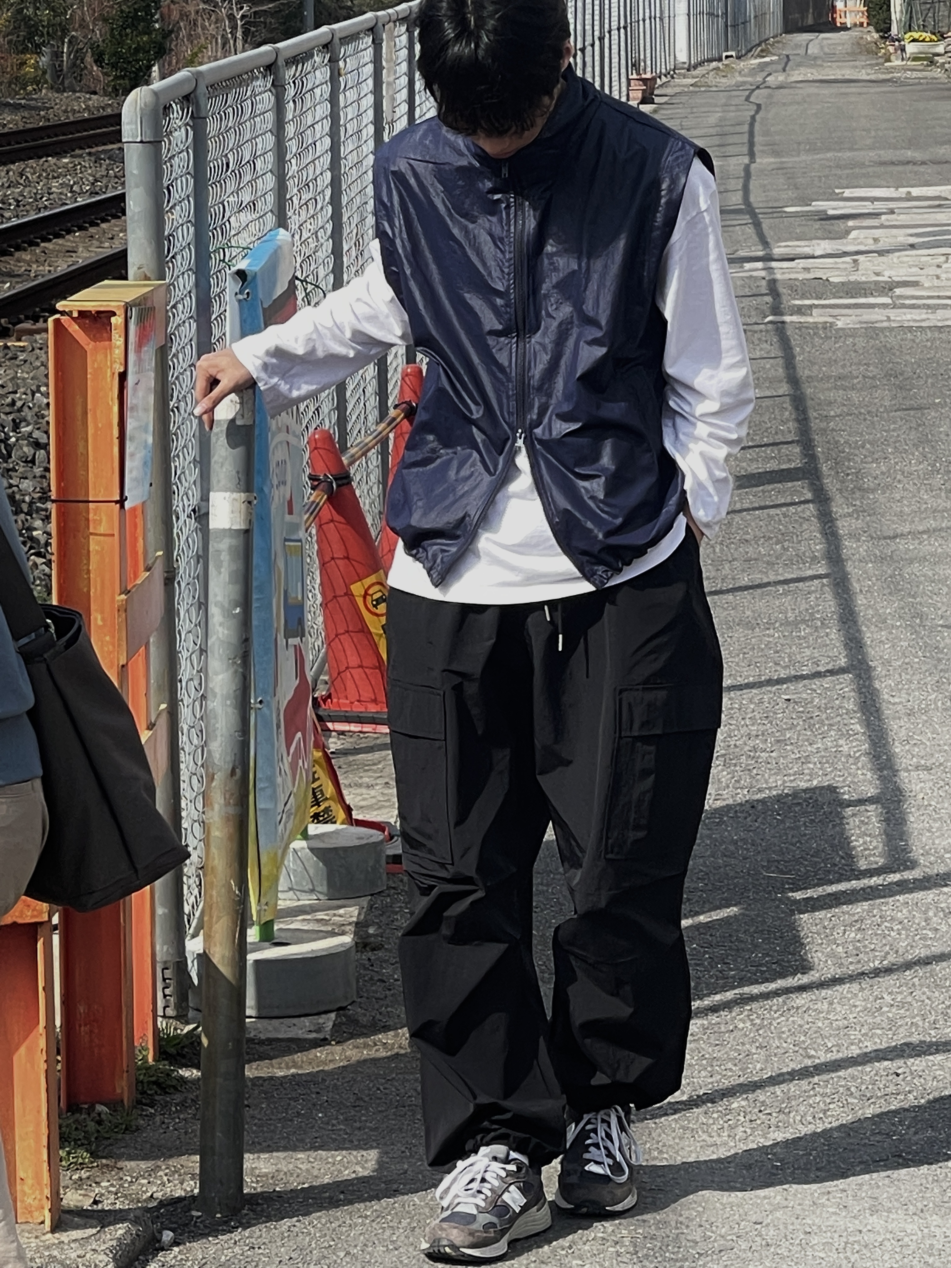 New Balance 992 Made in USA Navy 착용 스타일 - 5