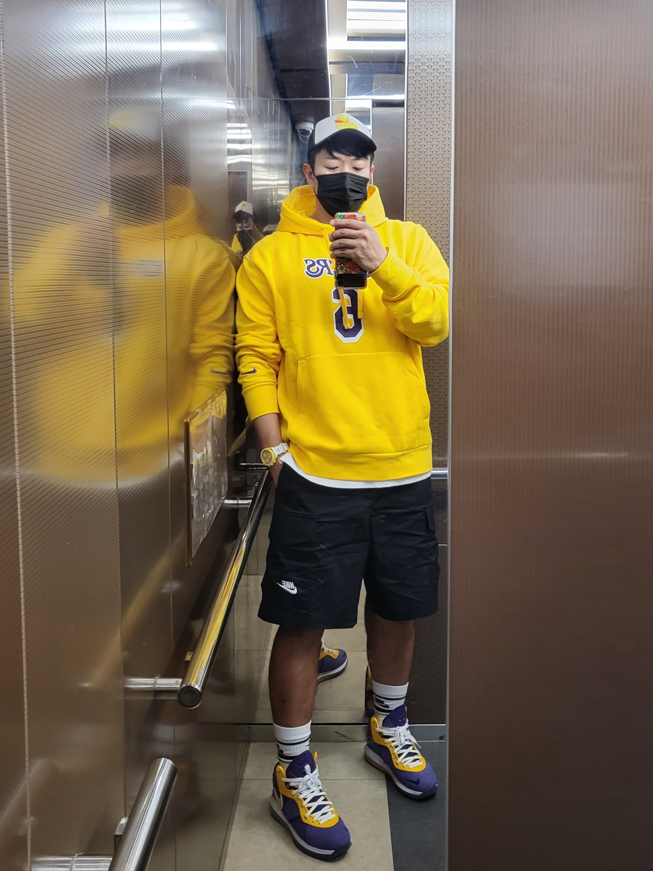 Palace Ducky Trucker Navy - 22FW, Nike LeBron 8 Purple 착용 스타일