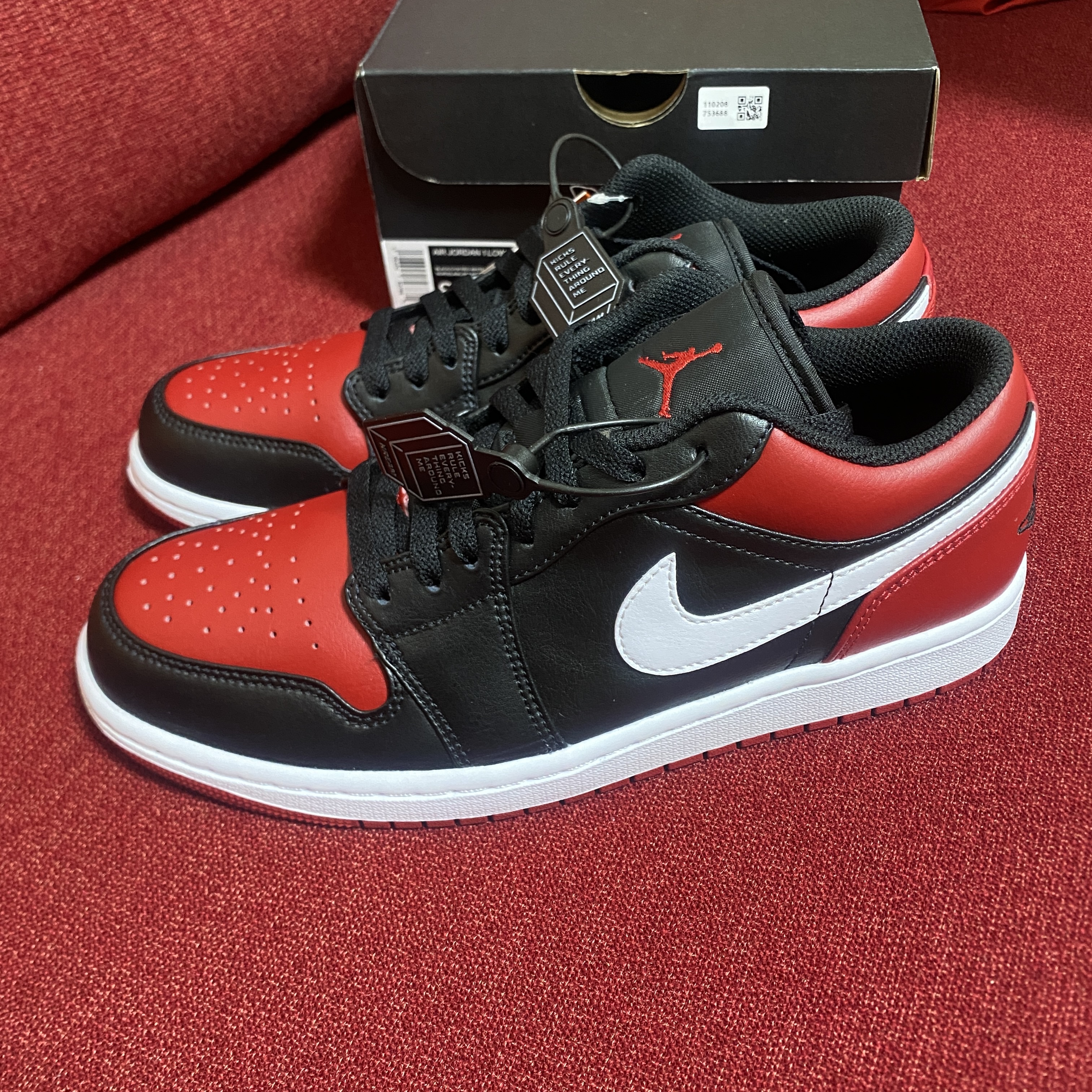 Jordan 1 Low Alternate Bred Toe 착용 스타일 - 3