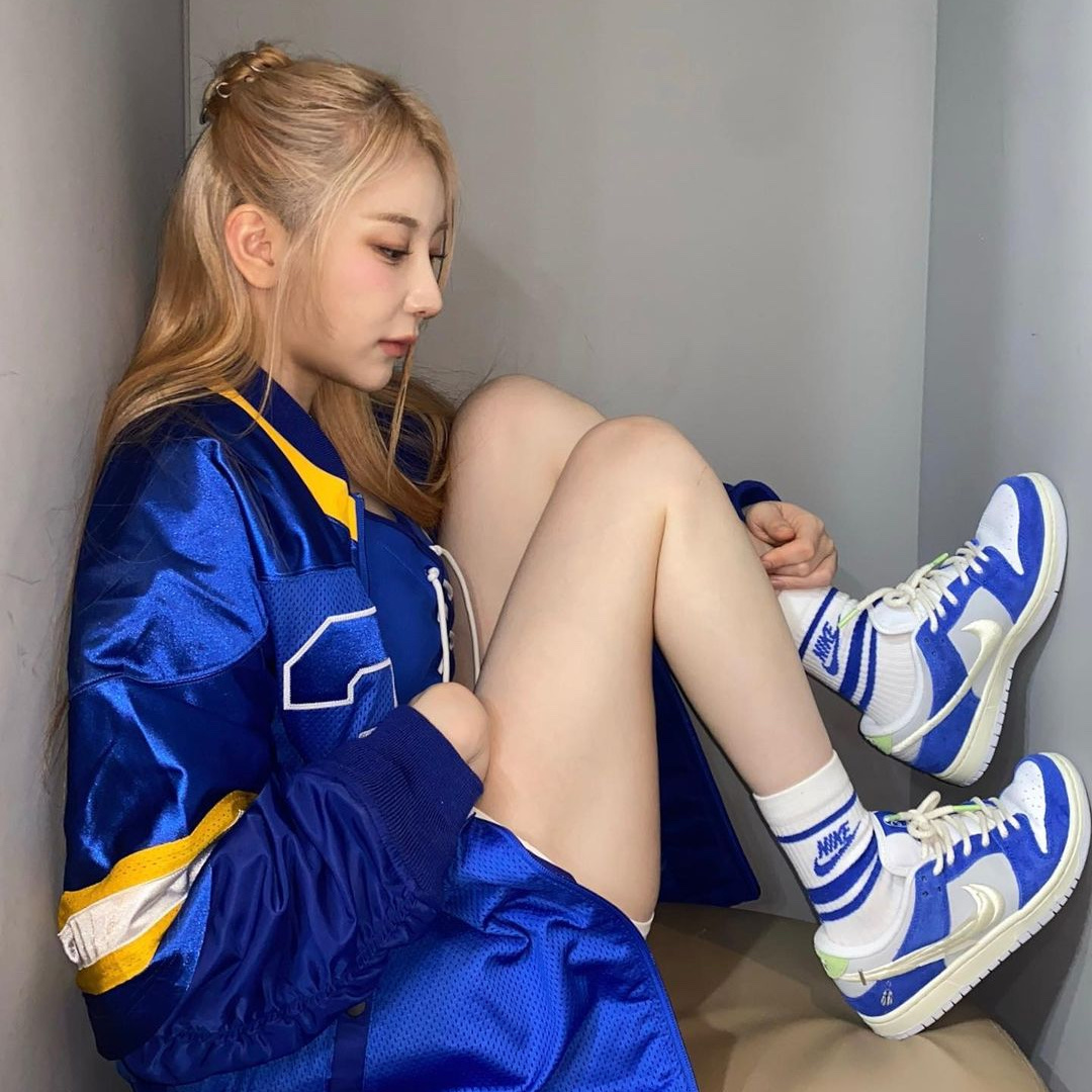 Nike x Fly Streetwear SB Dunk Low Pro Gardenia, Nike x Ambush Jacket Deep Royal Blue - Asia 착용 스타일 - 3
