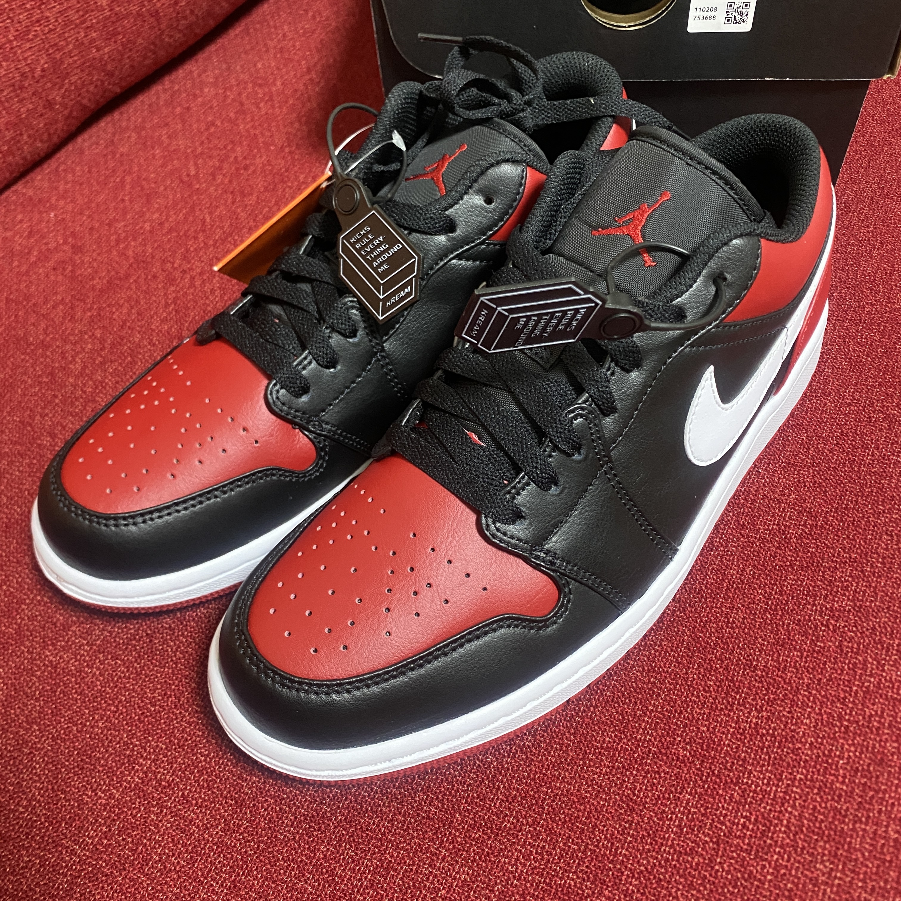 Jordan 1 Low Alternate Bred Toe 착용 스타일 - 1
