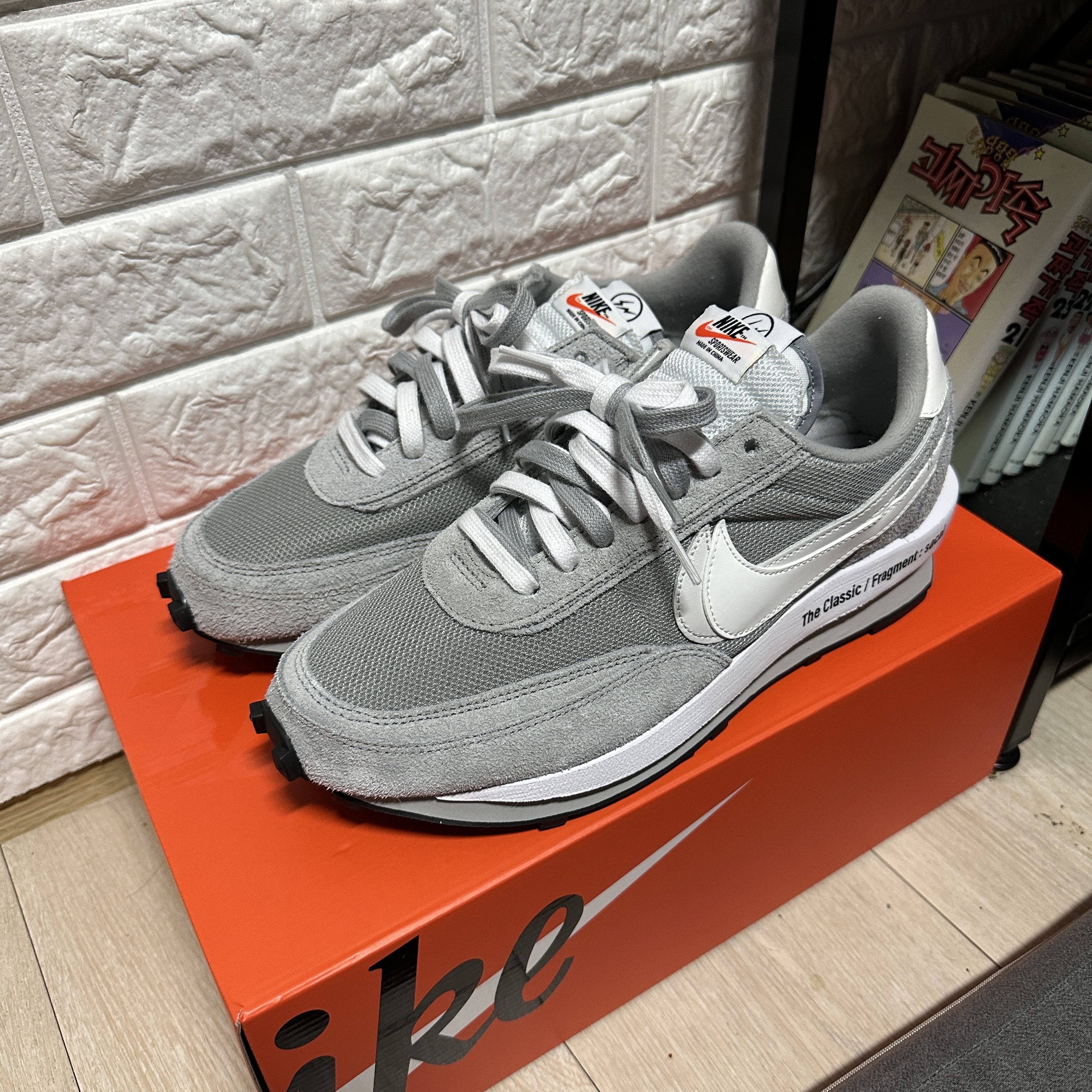 Nike x Sacai x Fragment LDWaffle Light Smoke Grey 착용 스타일 - 2