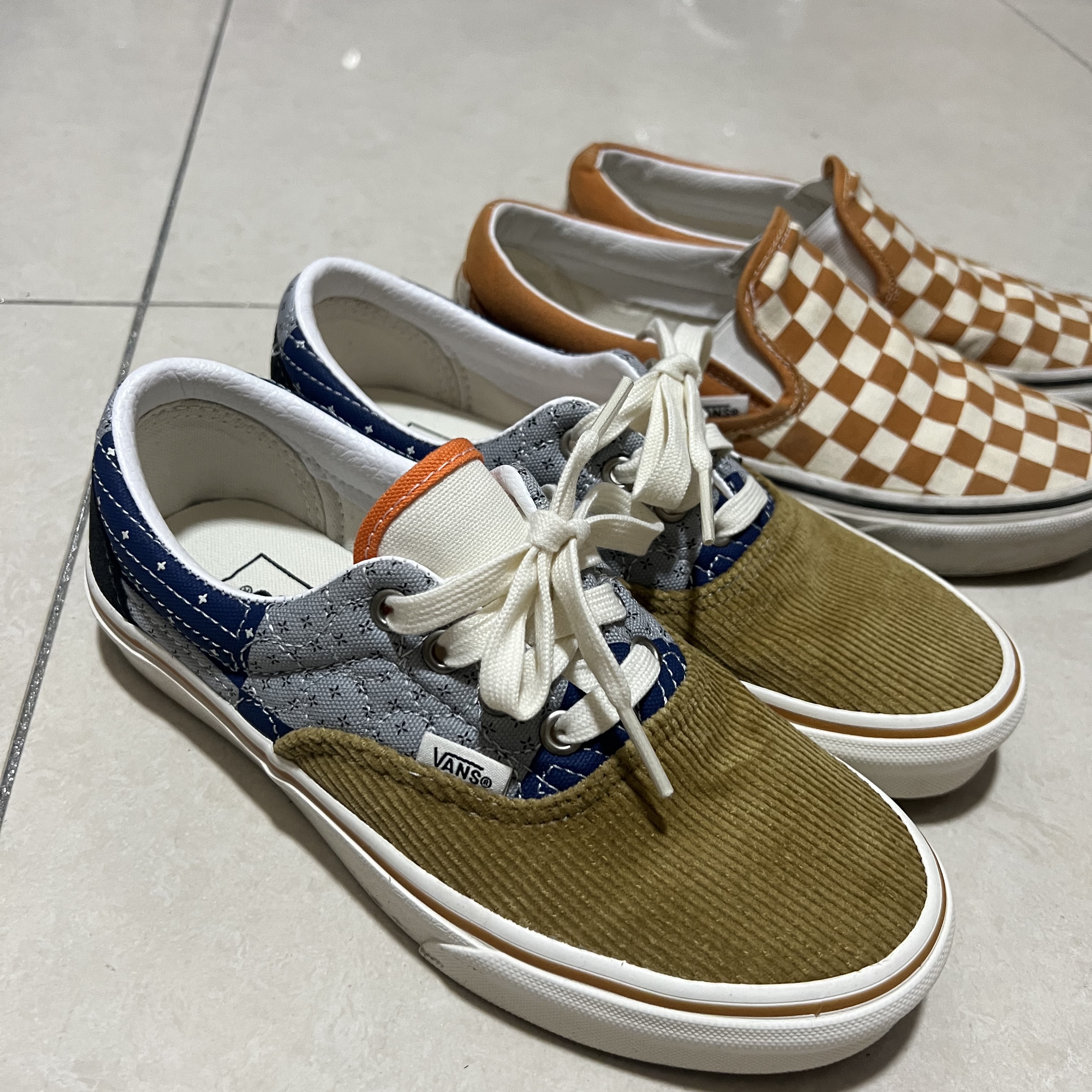 Vans Era Quilted Bandana Multicolor, Vans Classic Slip-On Checkerboard Desert Sun 착용 스타일 - 1