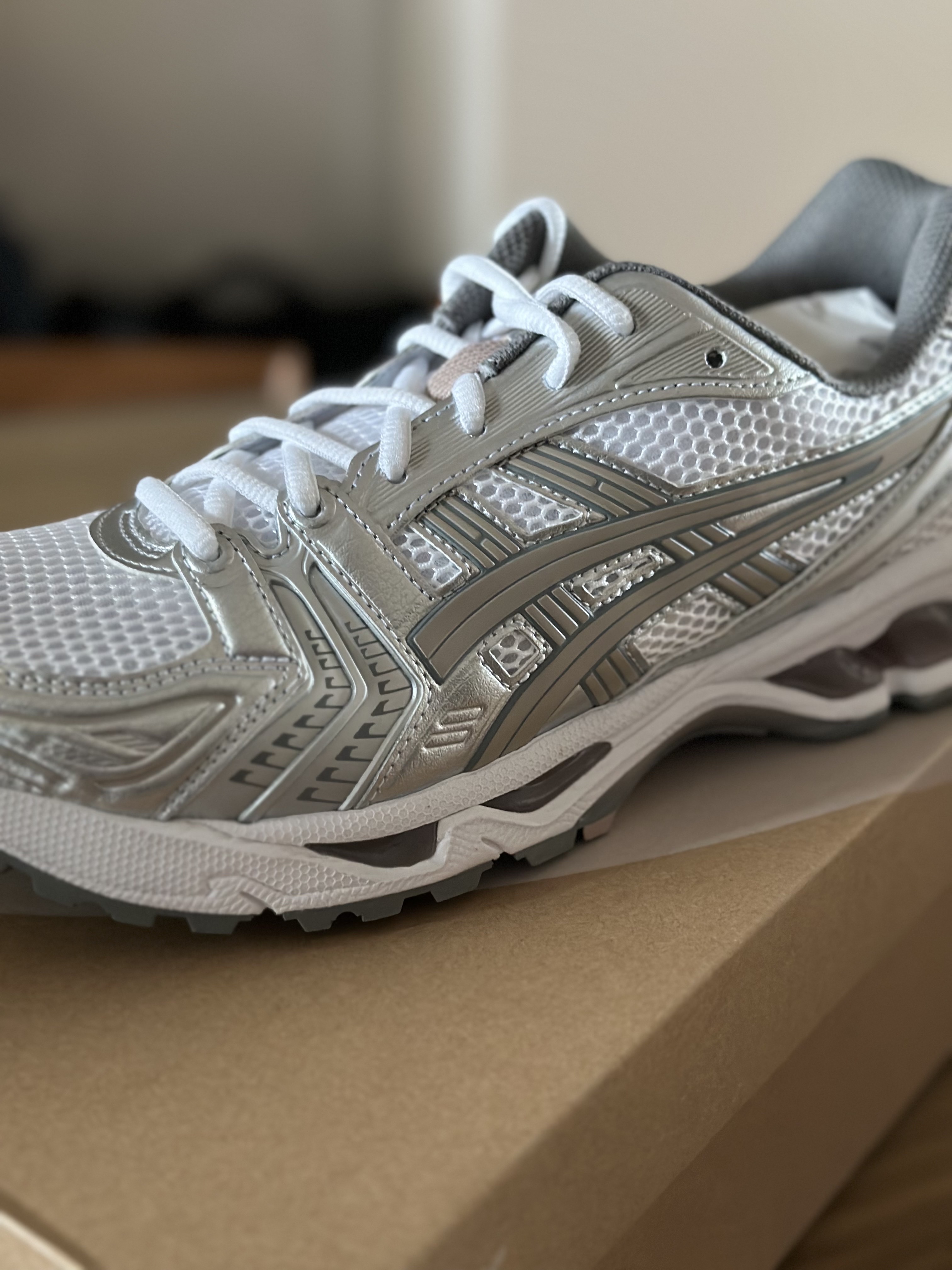 (W) Asics Gel-Kayano 14 White Moonrock 착용 스타일 - 1