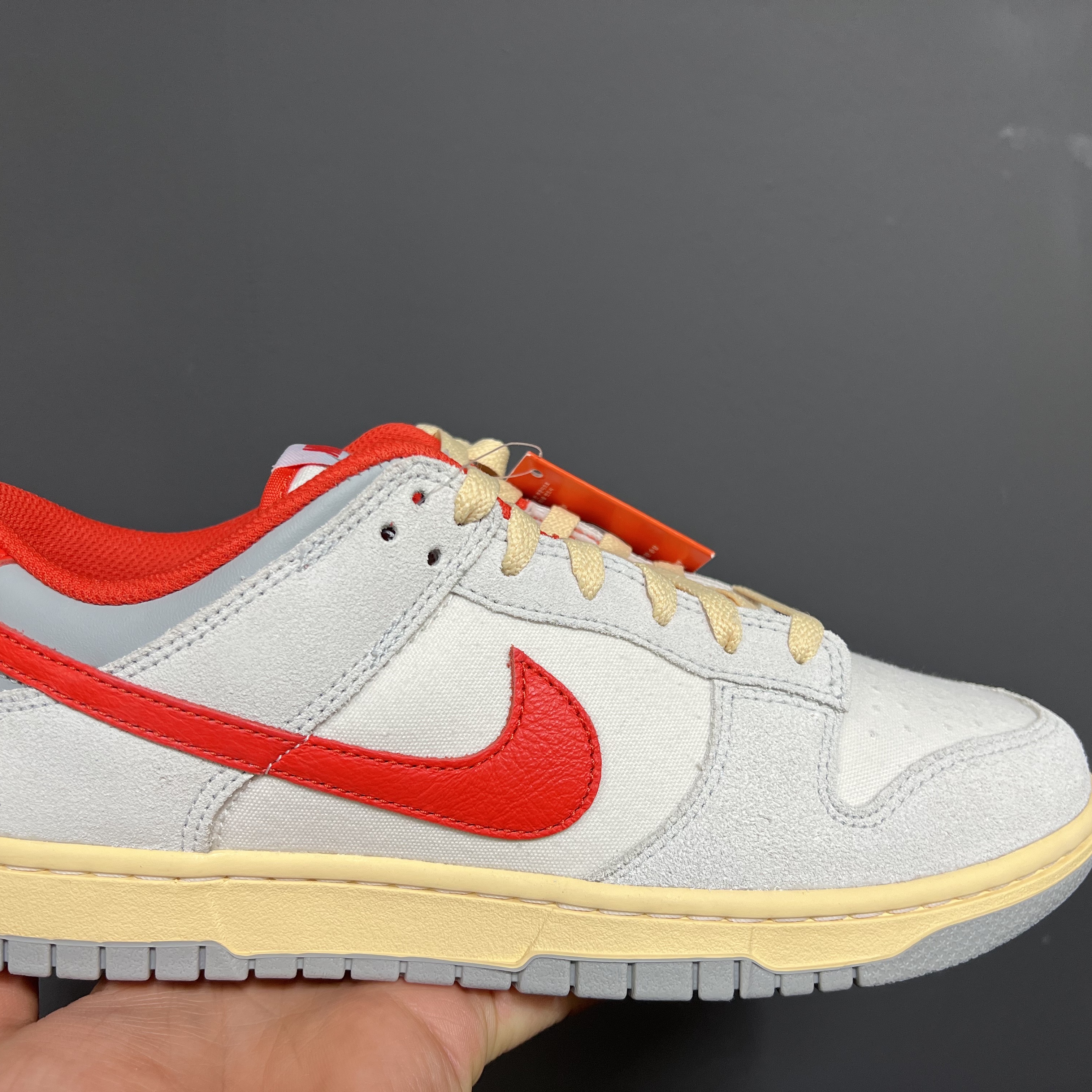 Nike Dunk Low Sail Picante Red 착용 스타일